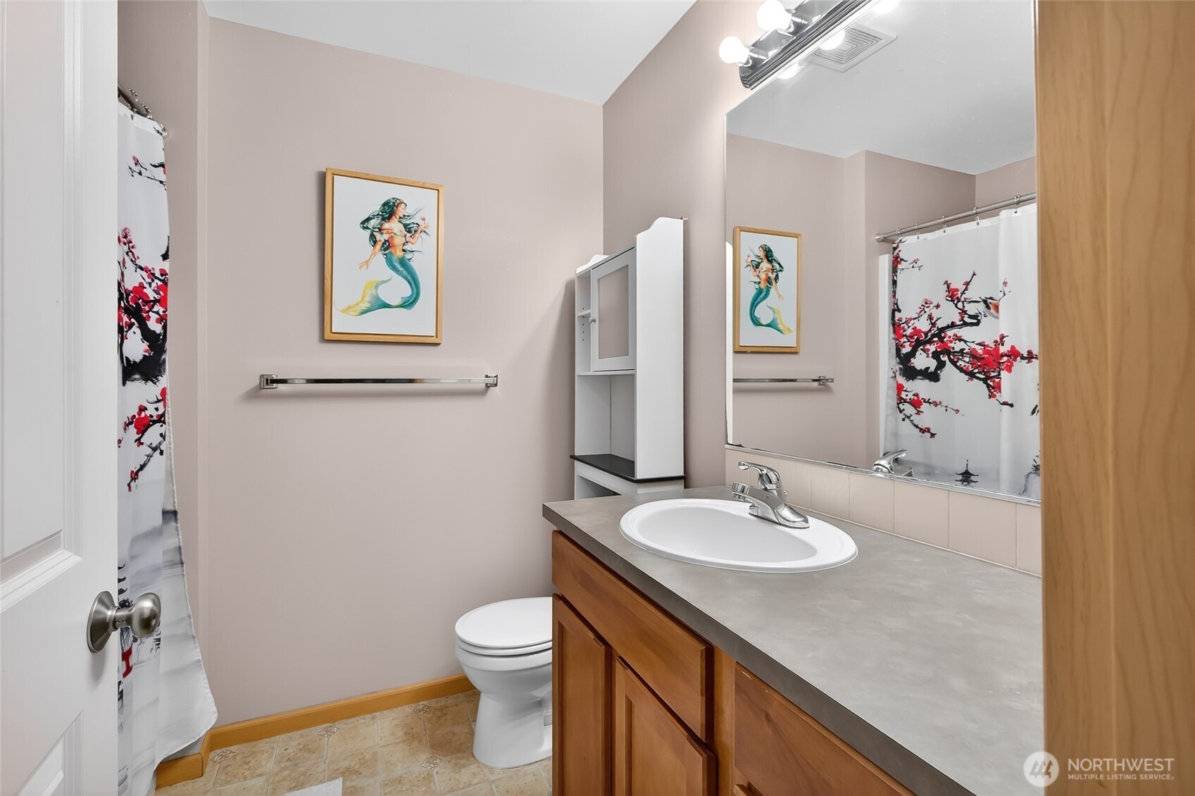 4674 Wade Street Unit: 102