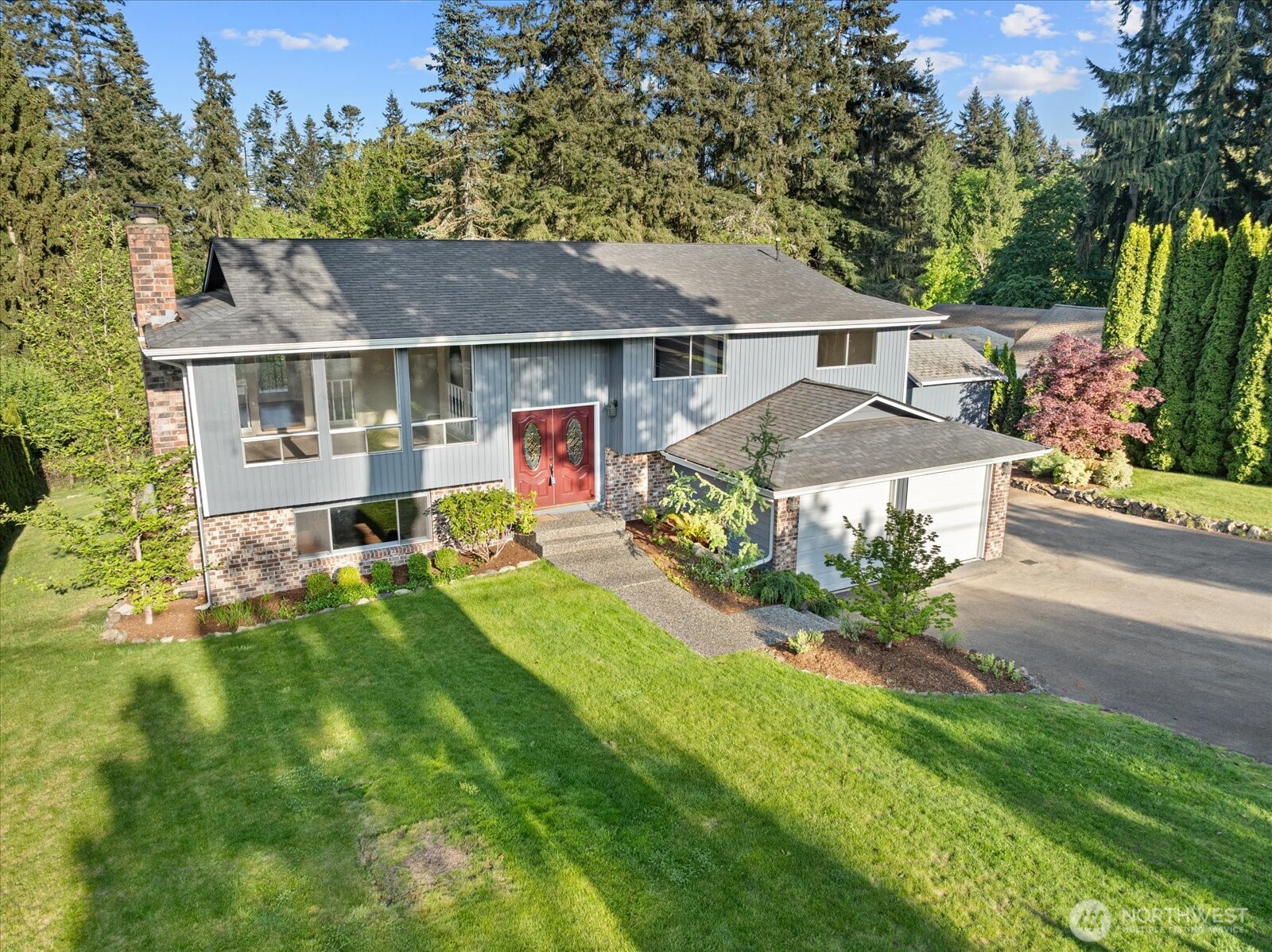 23521 3rd Avenue SE