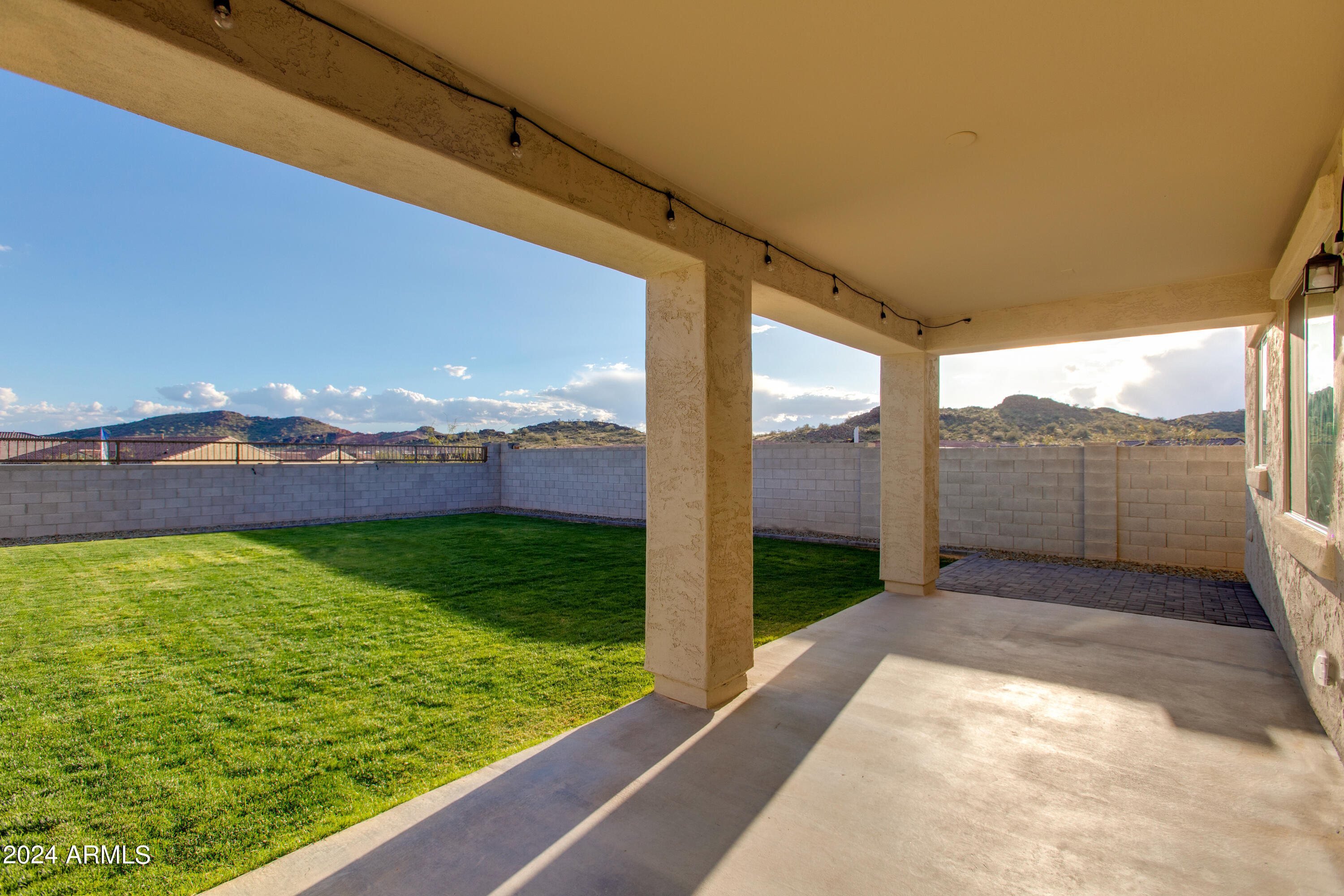 13313 W DALE Lane