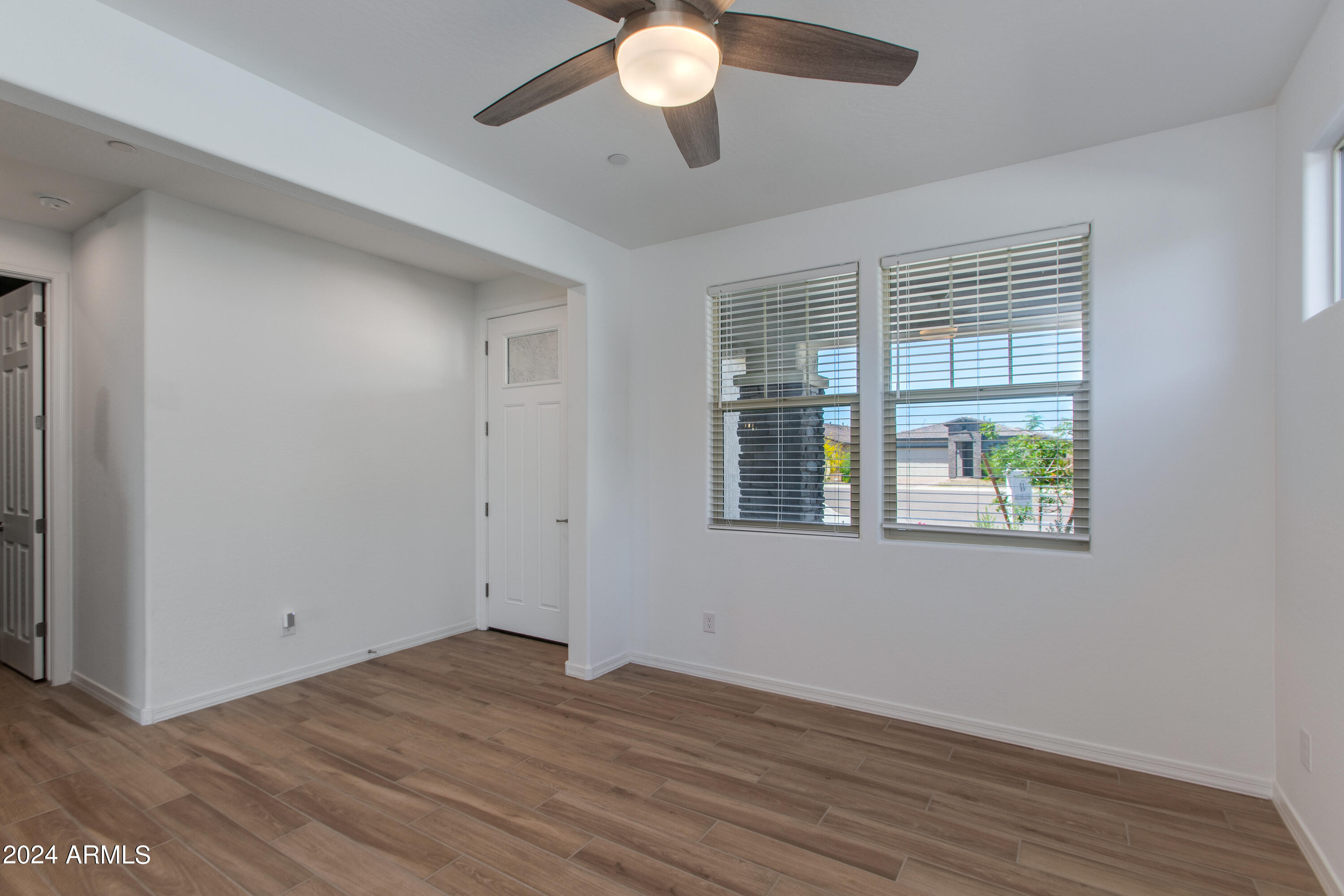 13313 W DALE Lane