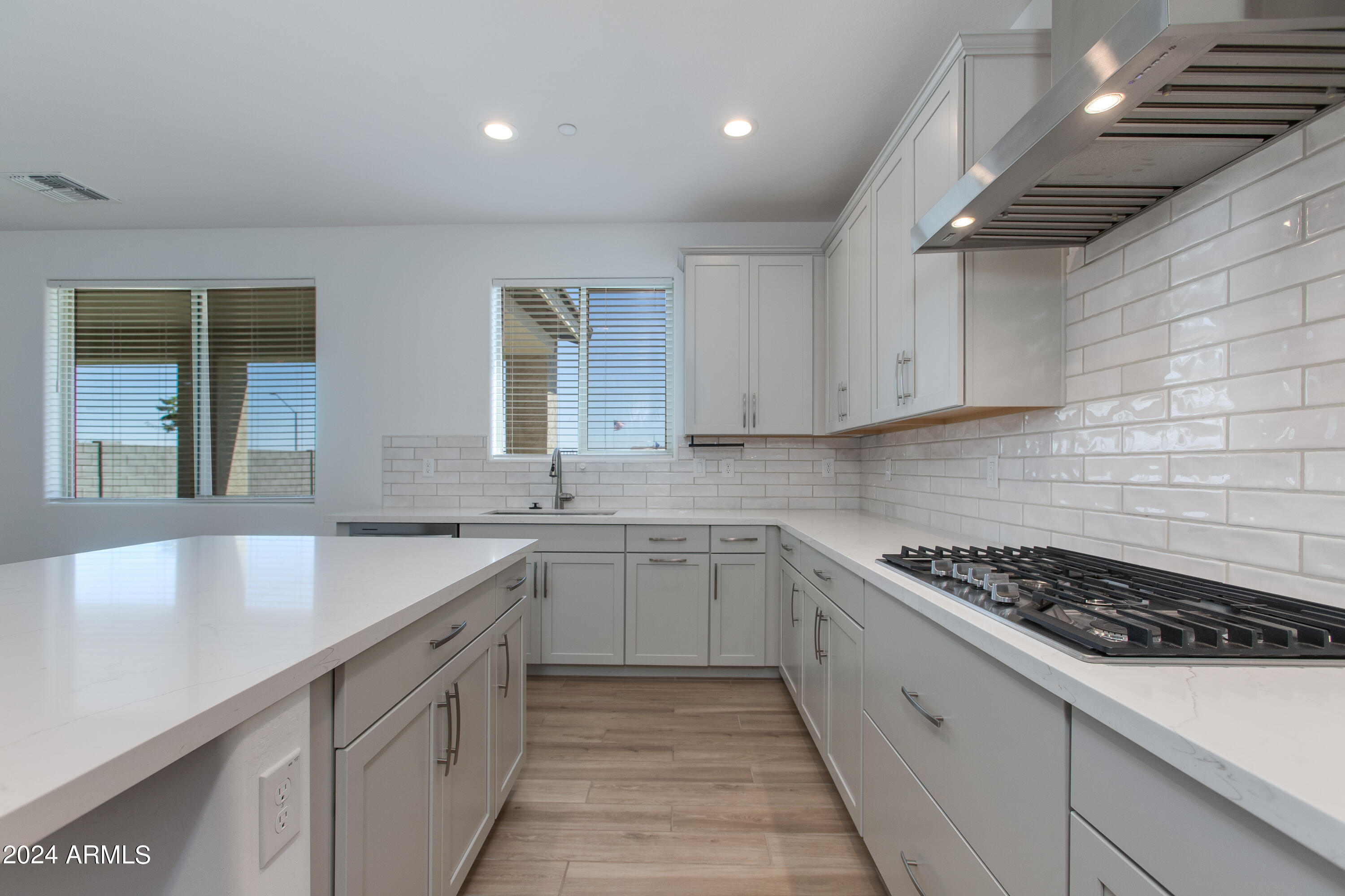 13313 W DALE Lane
