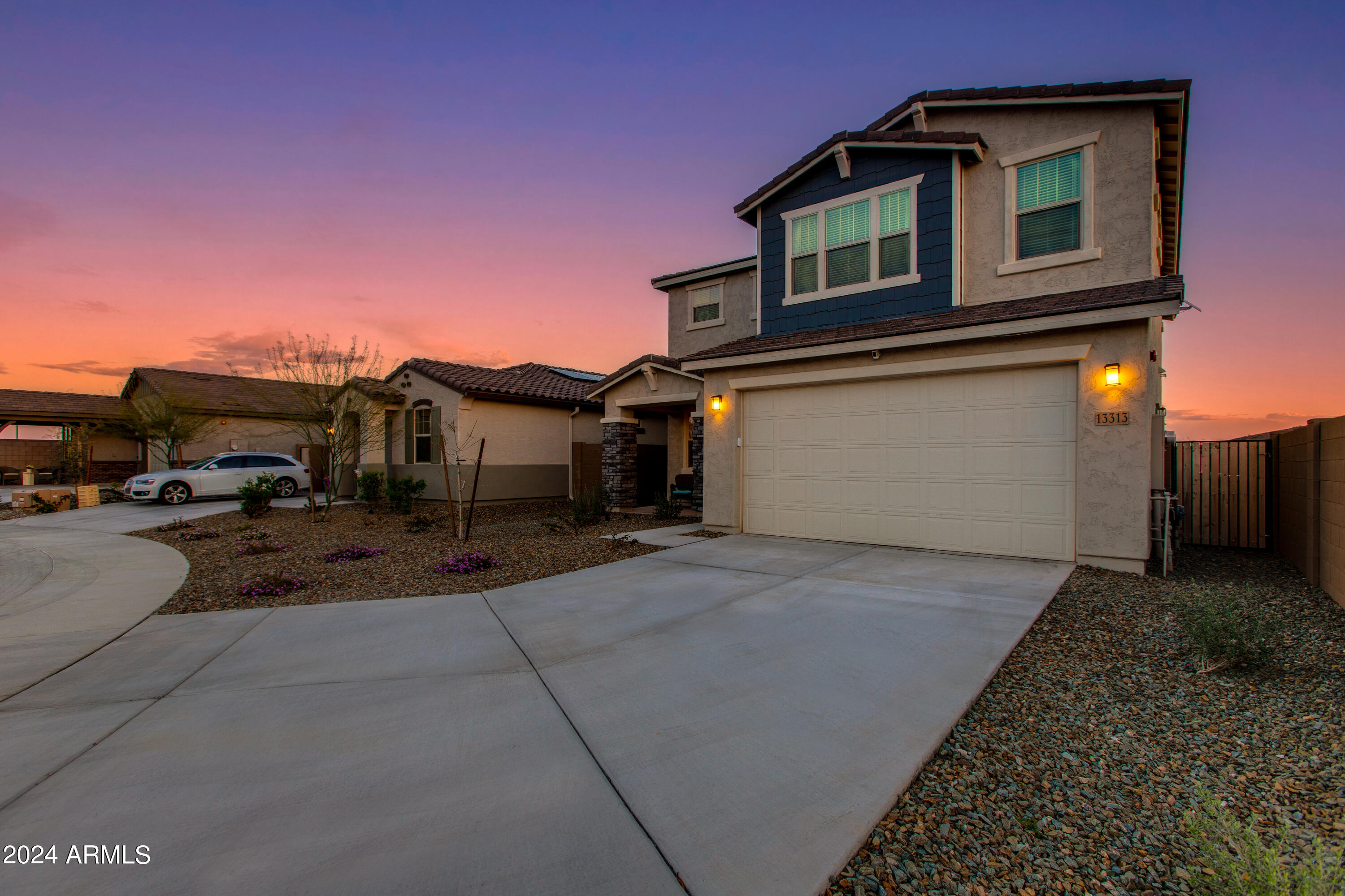 13313 W DALE Lane