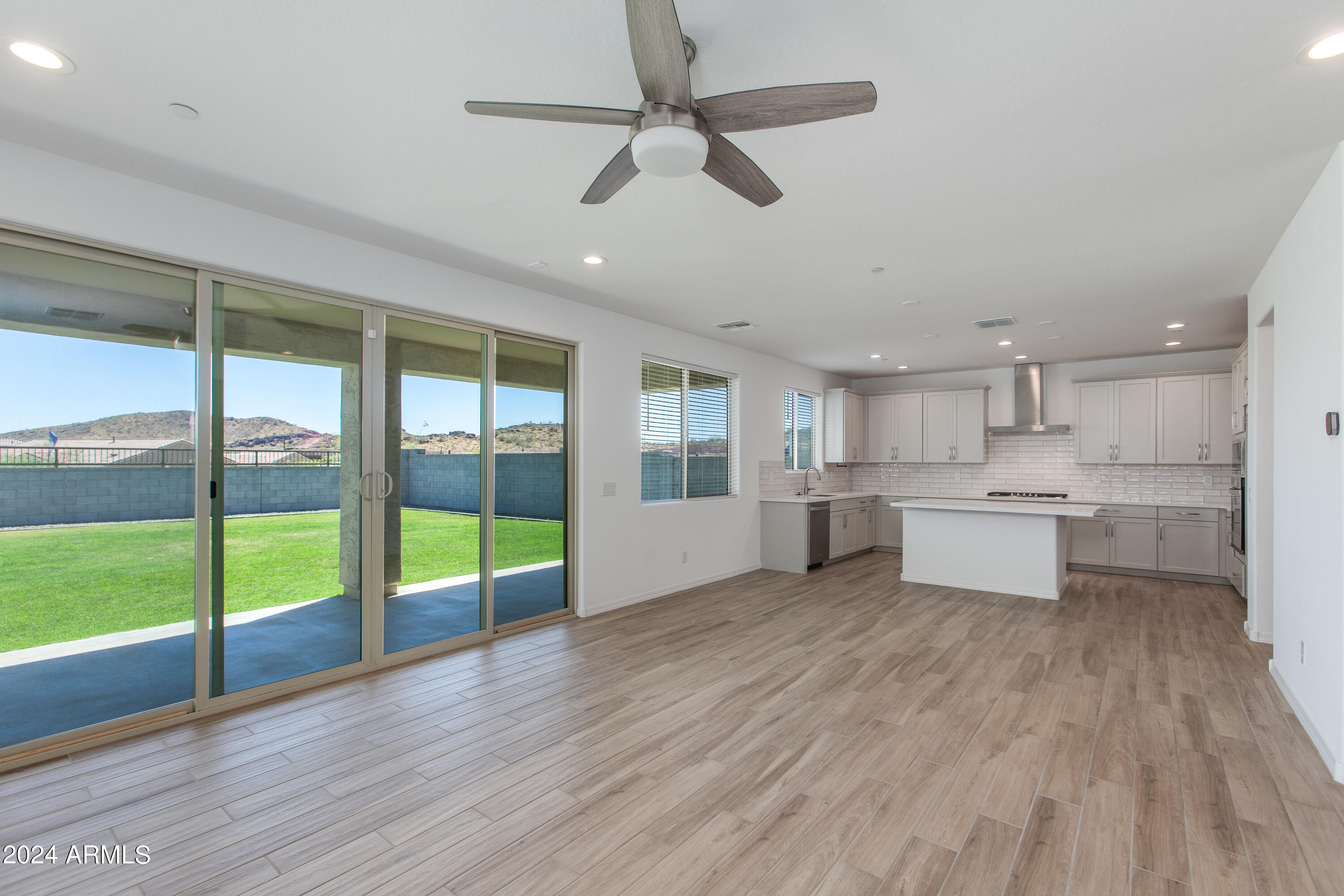 13313 W DALE Lane