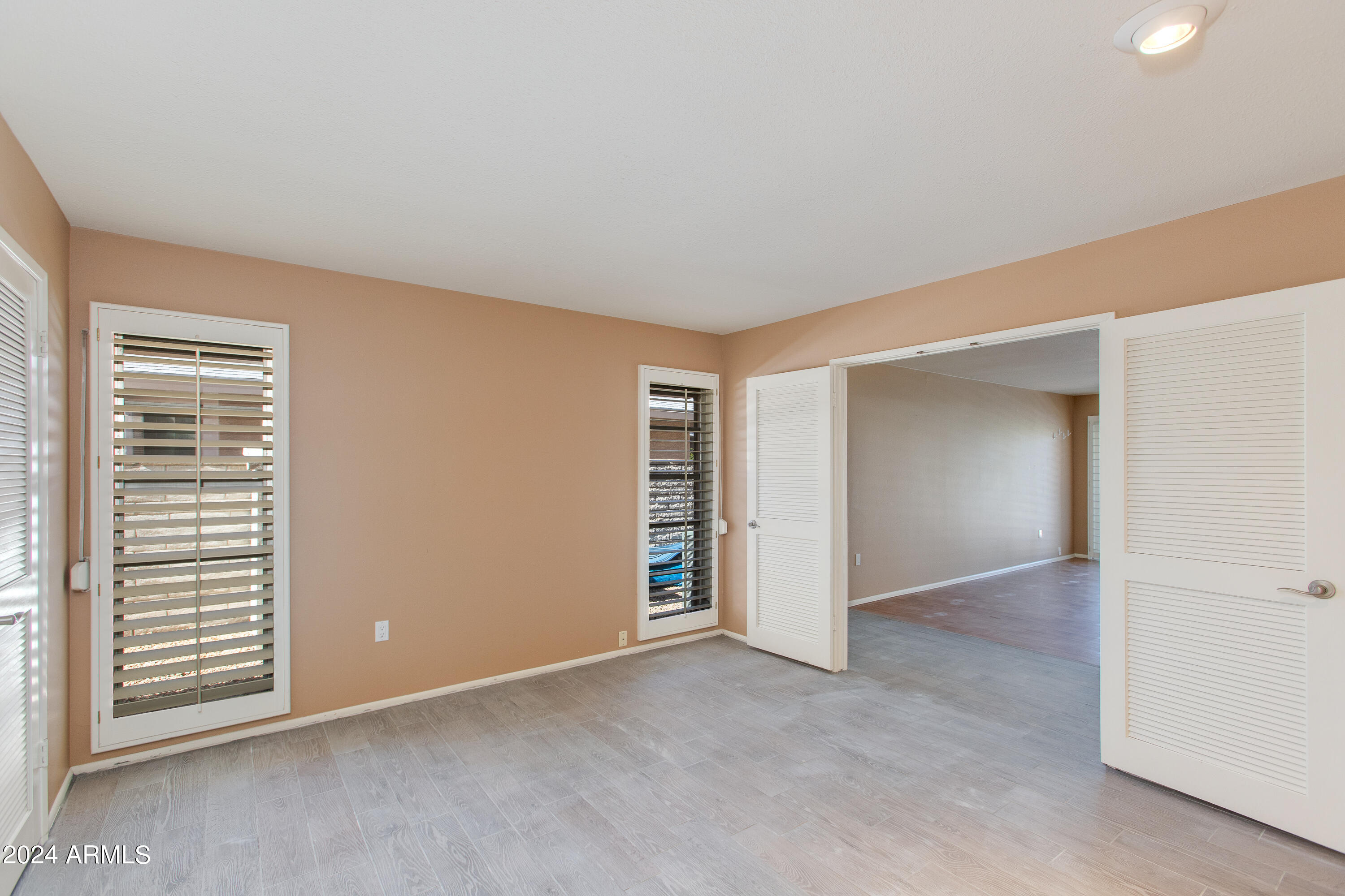 15213 N CAMEO Drive