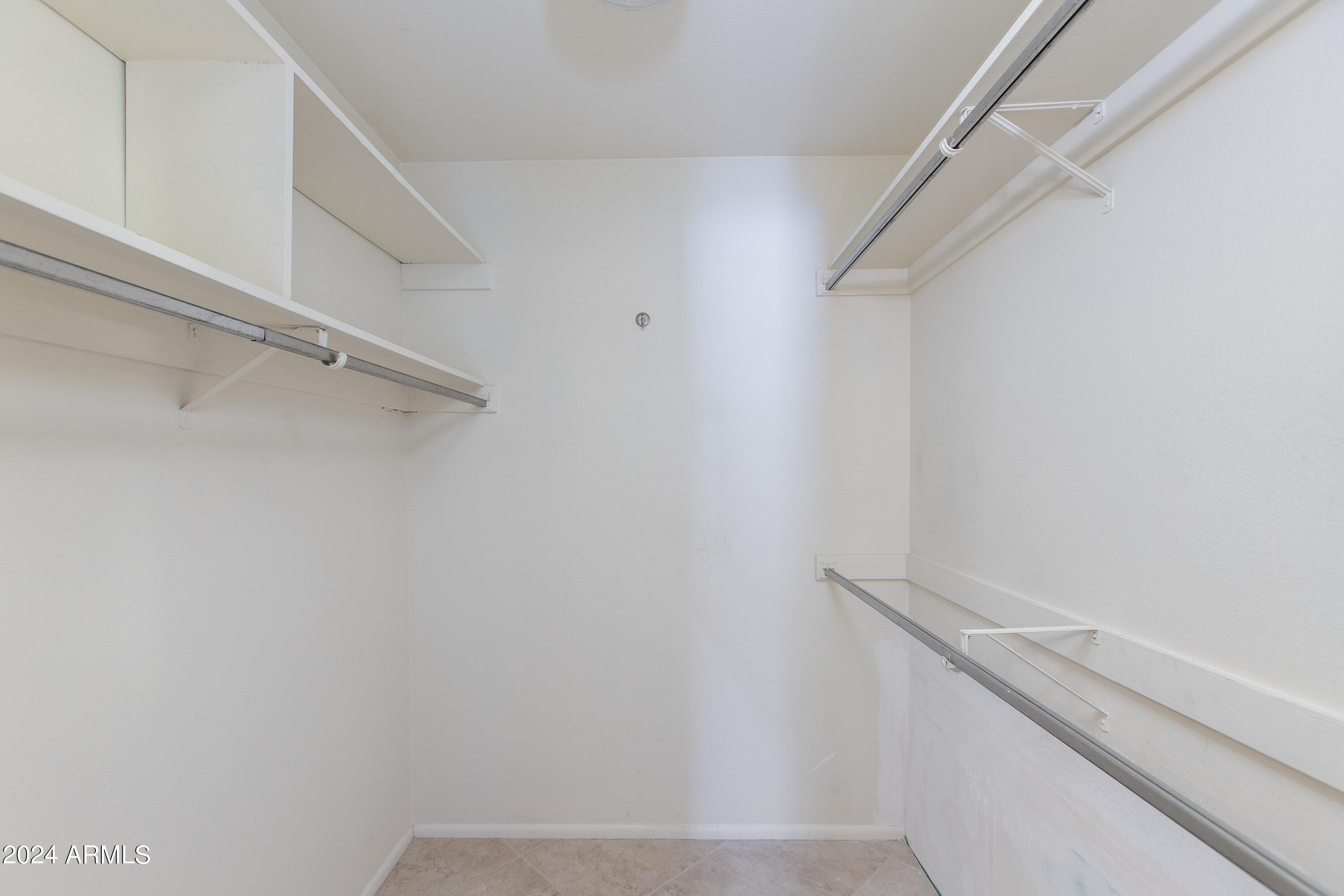 15213 N CAMEO Drive