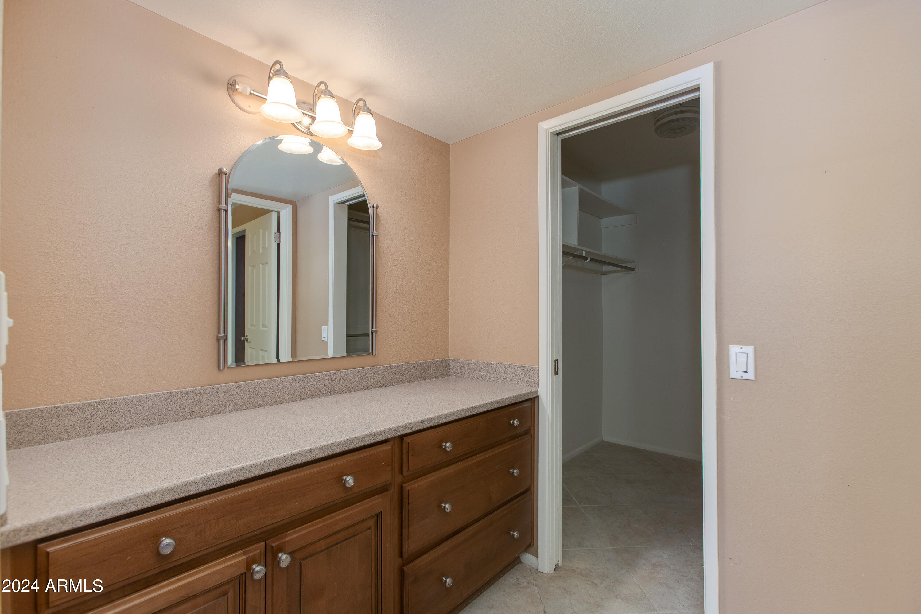 15213 N CAMEO Drive