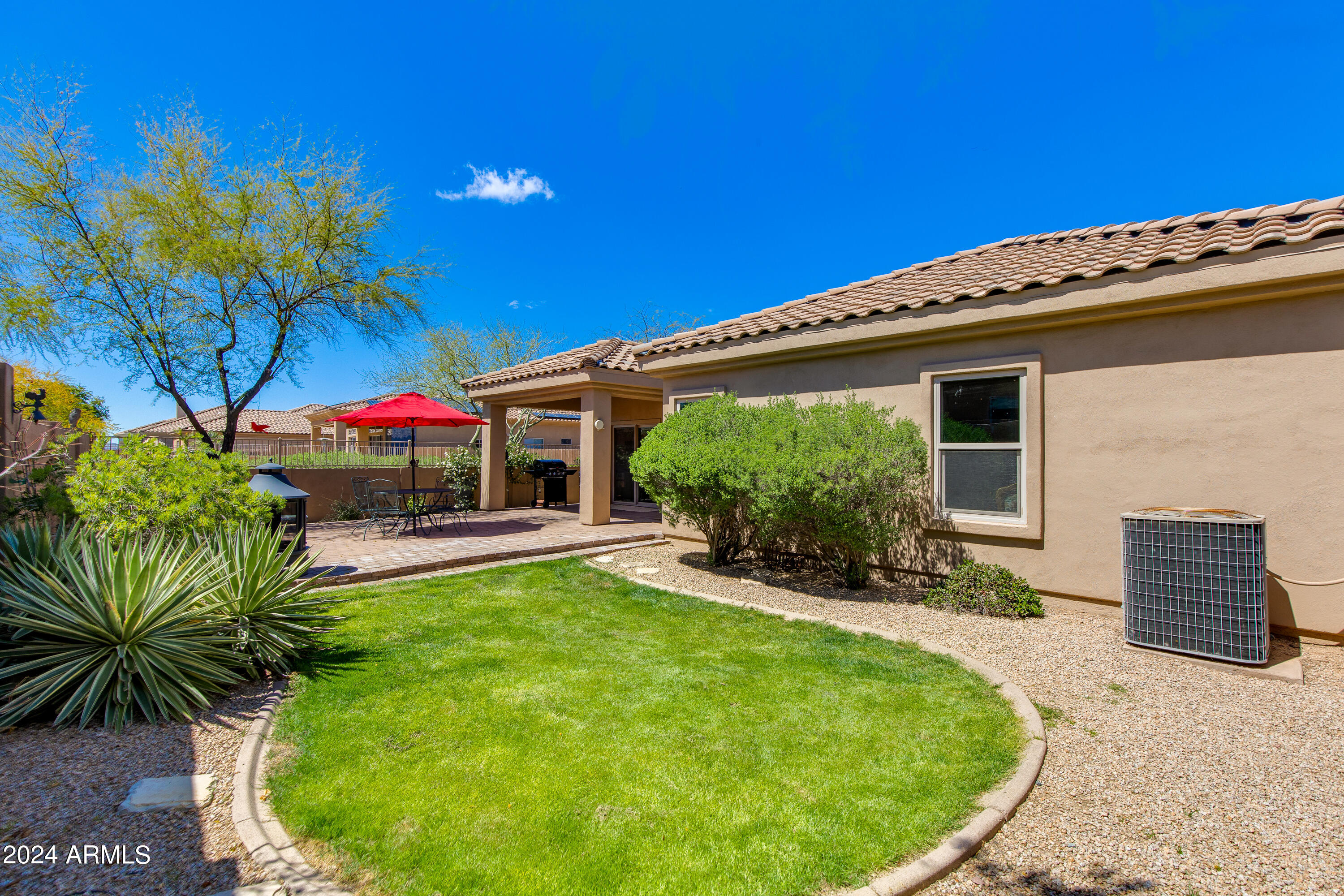 9247 E BROKEN ARROW Drive