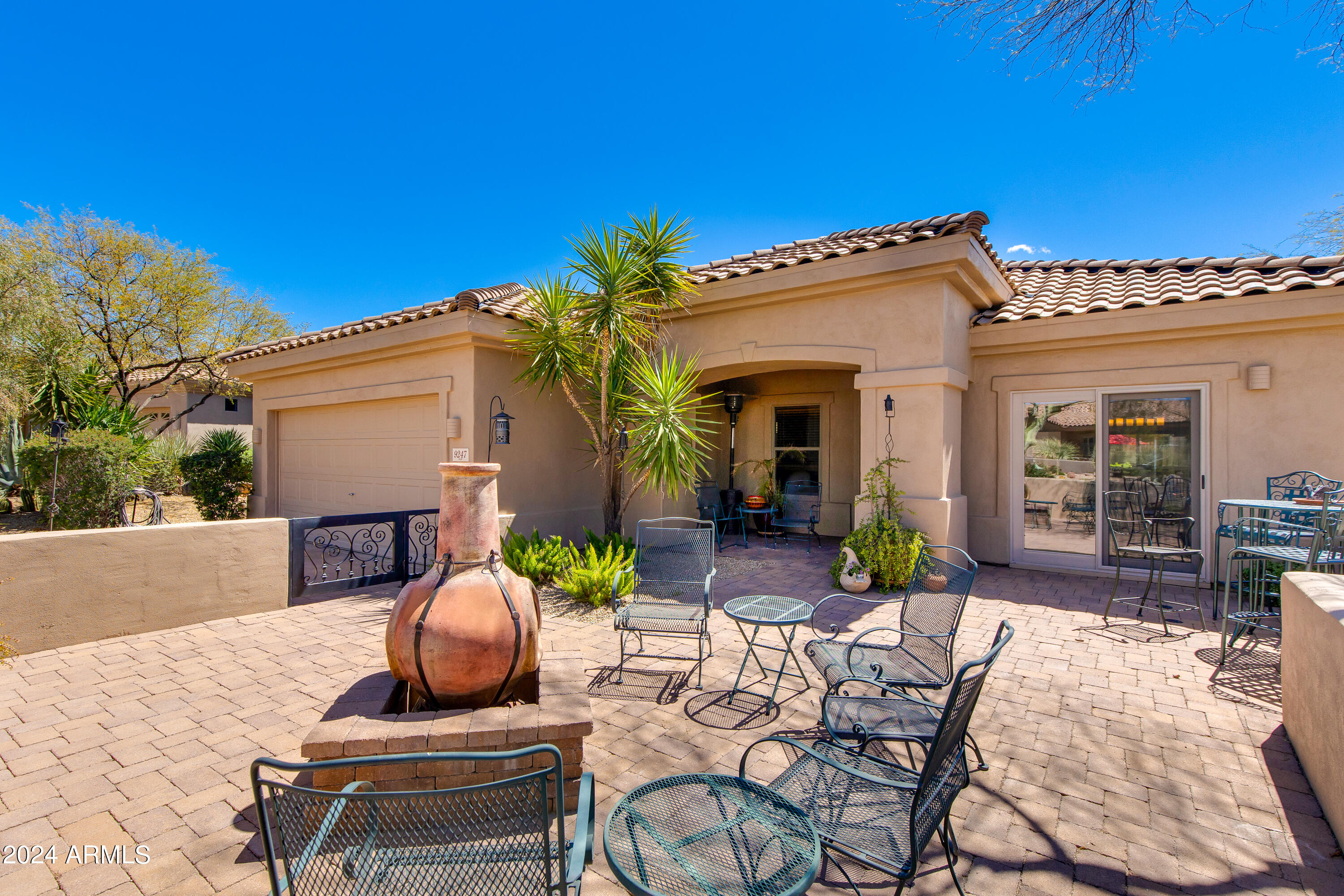 9247 E BROKEN ARROW Drive