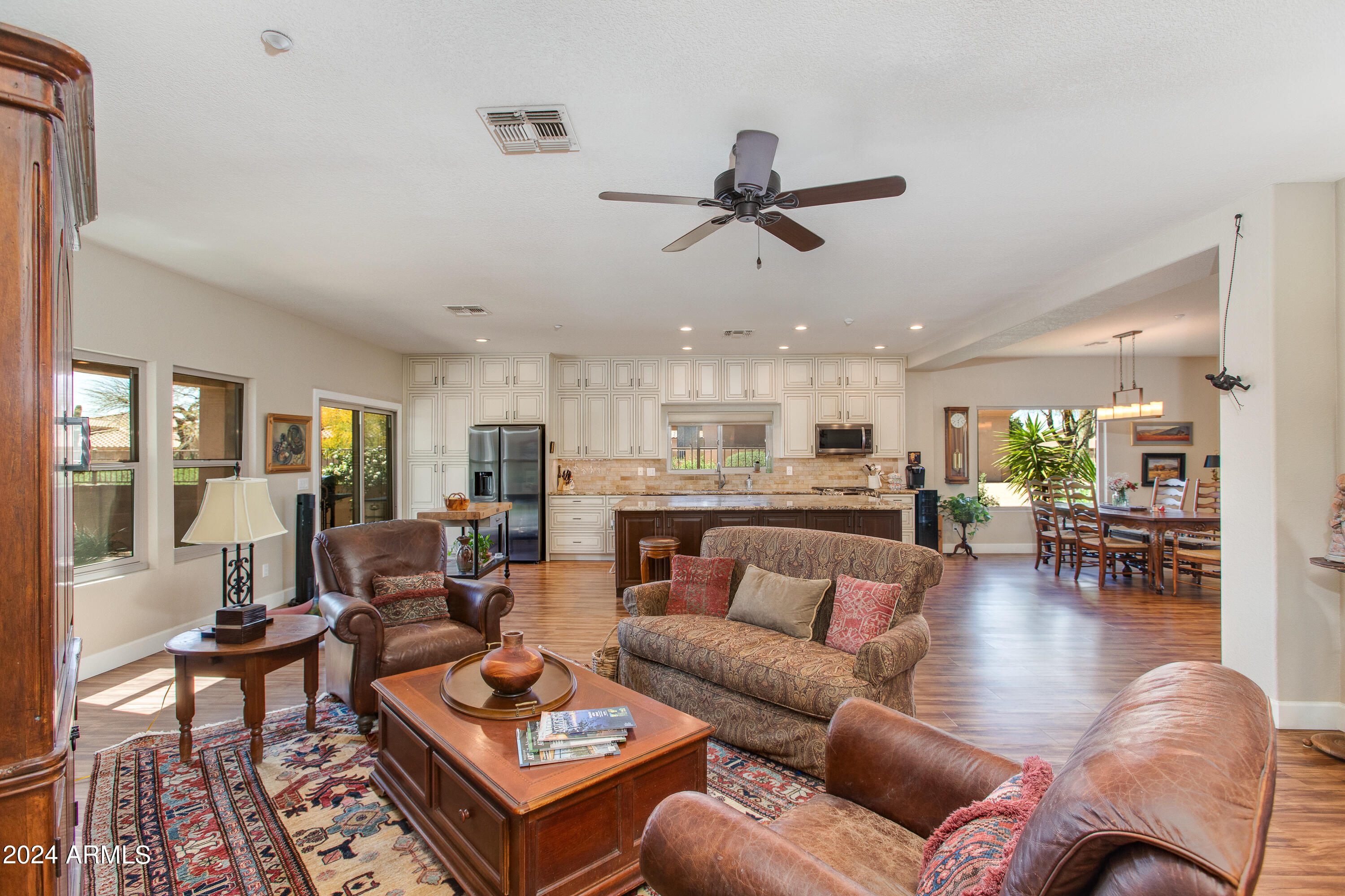 9247 E BROKEN ARROW Drive