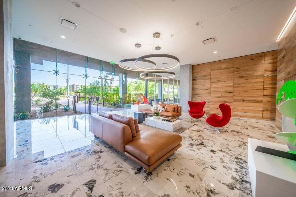 7180 E Kierland Boulevard Apt 805
