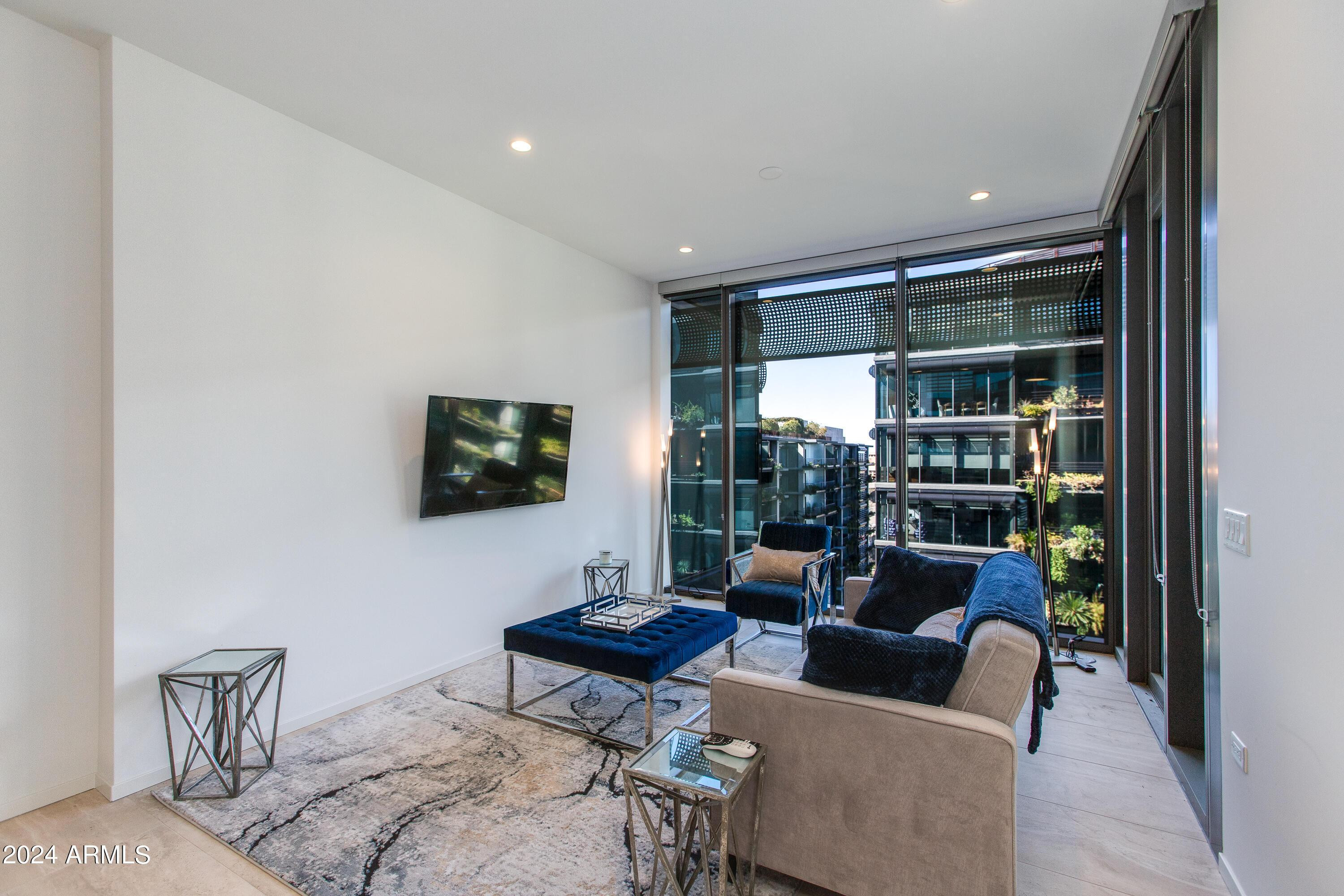7180 E Kierland Boulevard Apt 1002