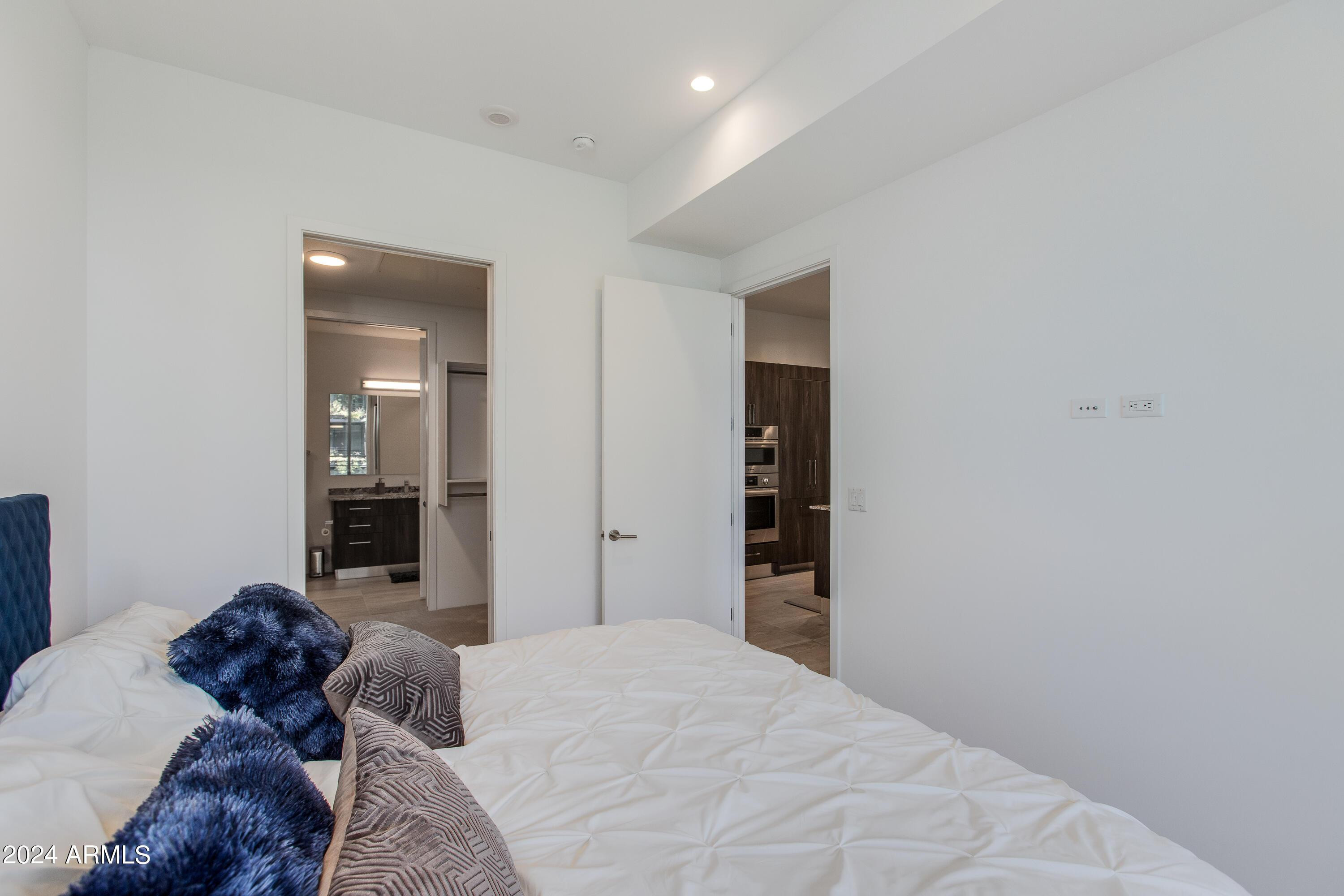 7180 E Kierland Boulevard Apt 1002