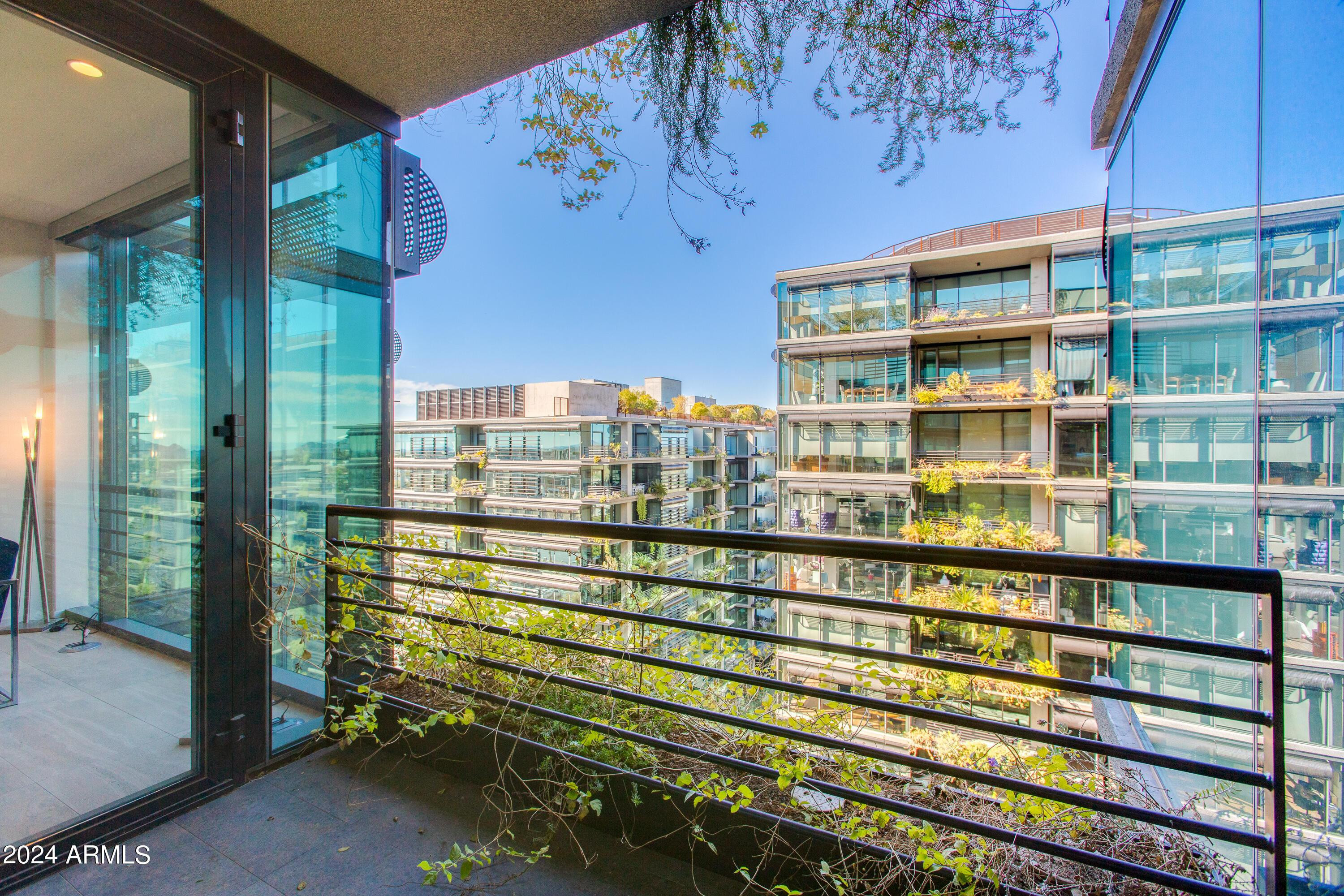 7180 E Kierland Boulevard Apt 1002