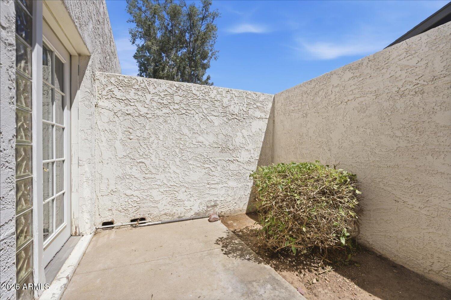 341 E Deepdale Road