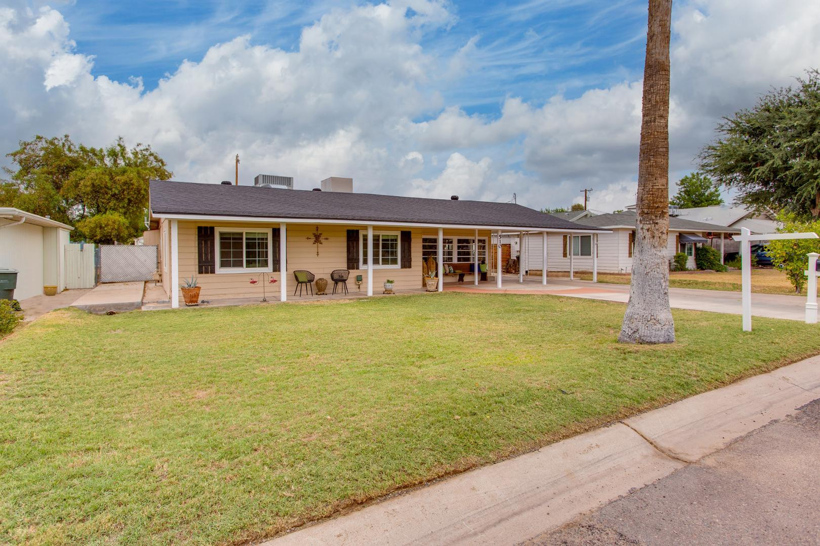 510 E Belmont Avenue