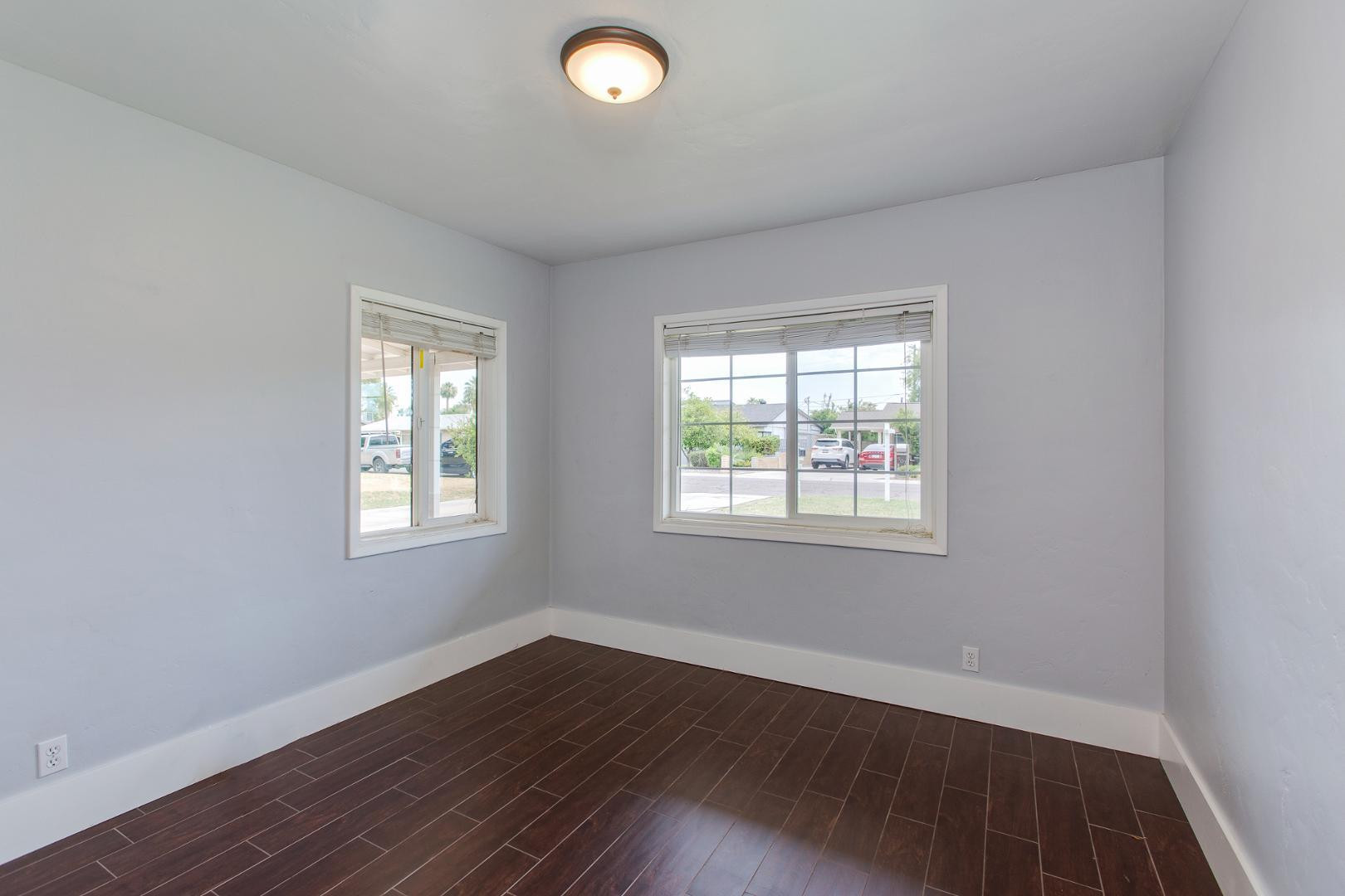 510 E Belmont Avenue