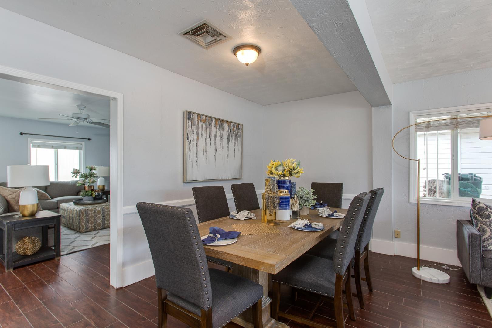 510 E Belmont Avenue