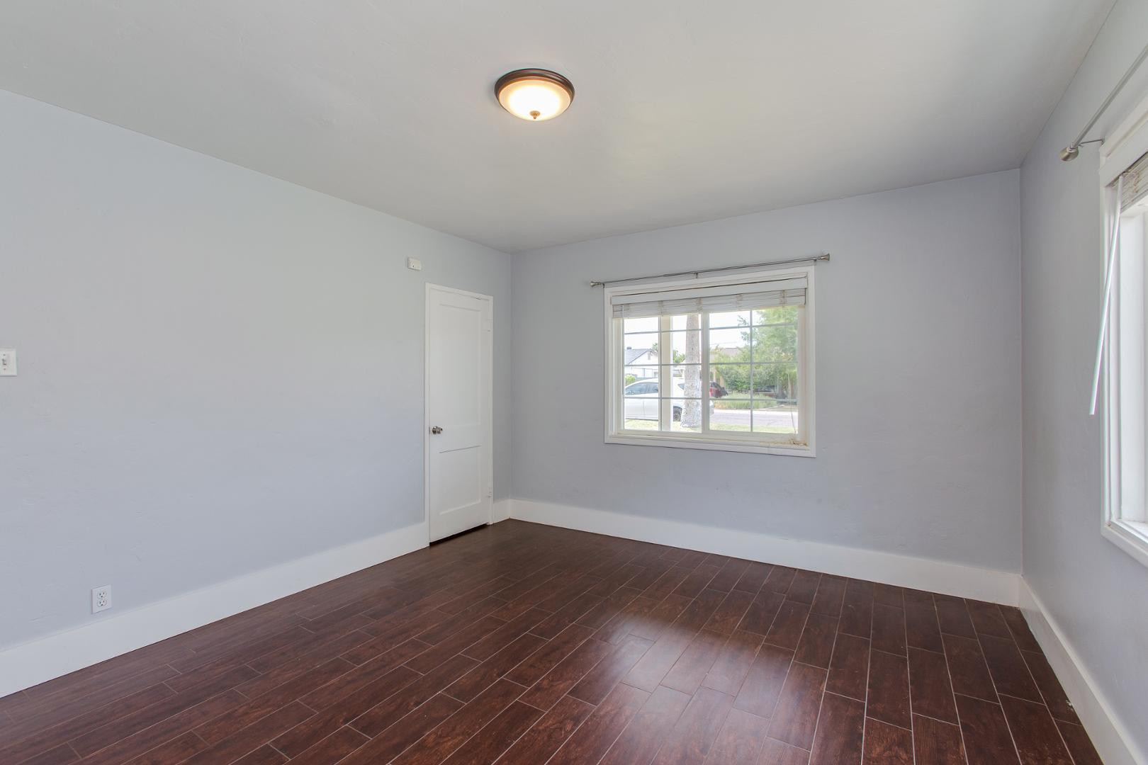 510 E Belmont Avenue
