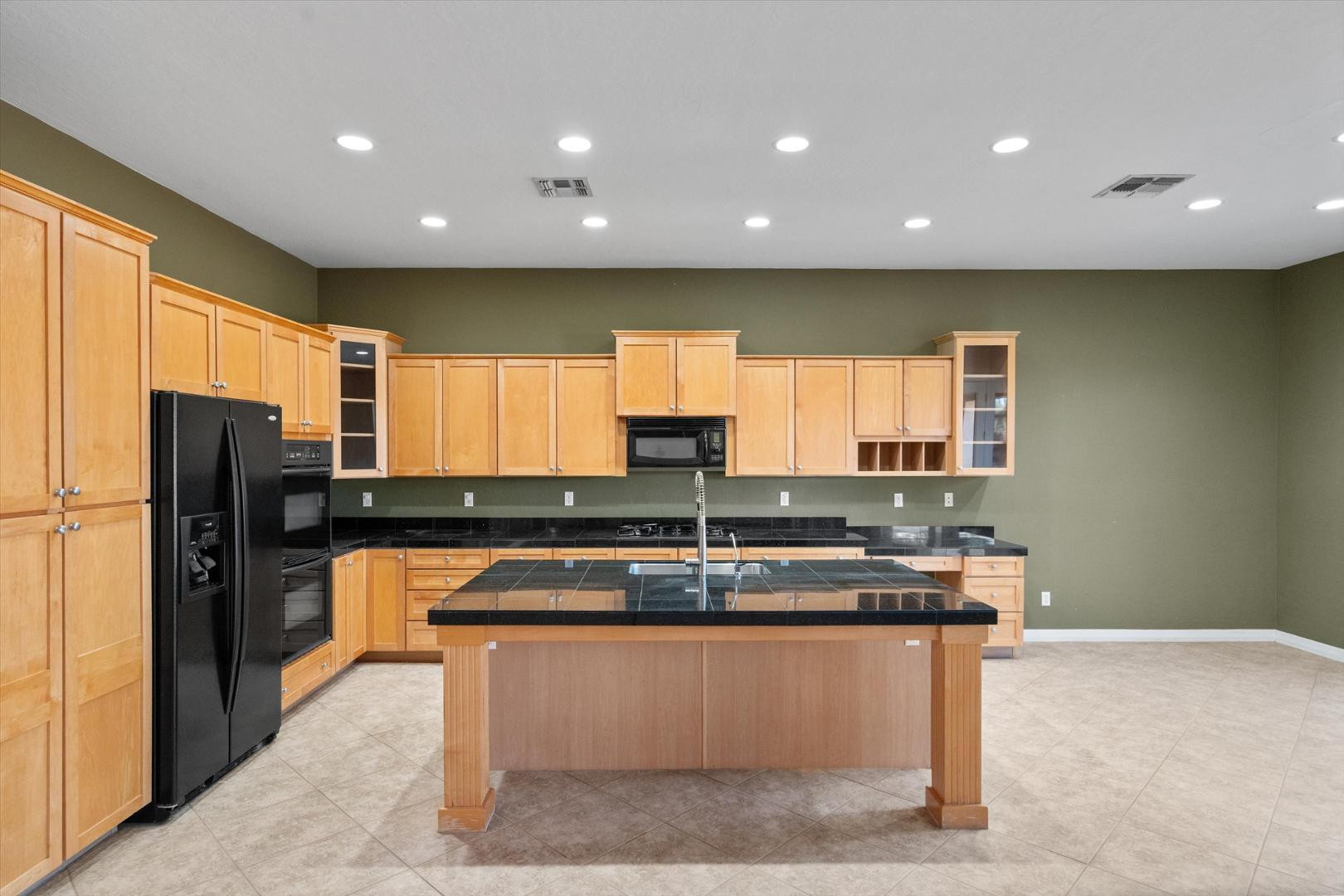 4136 E Pullman Road