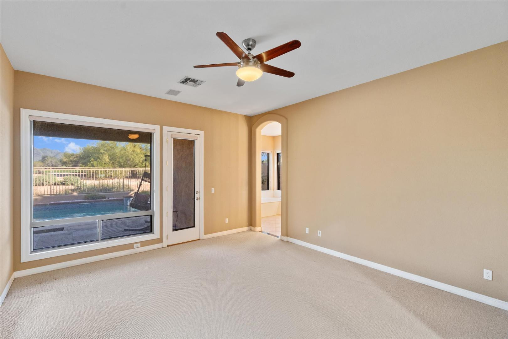 4136 E Pullman Road