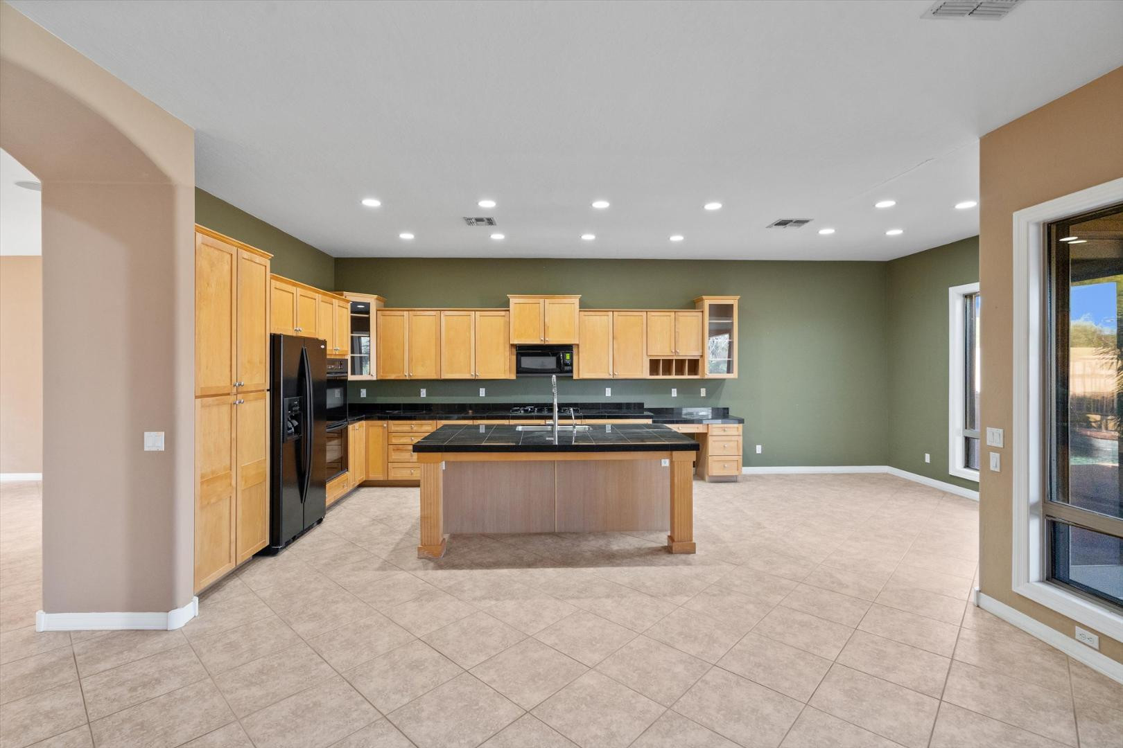 4136 E Pullman Road