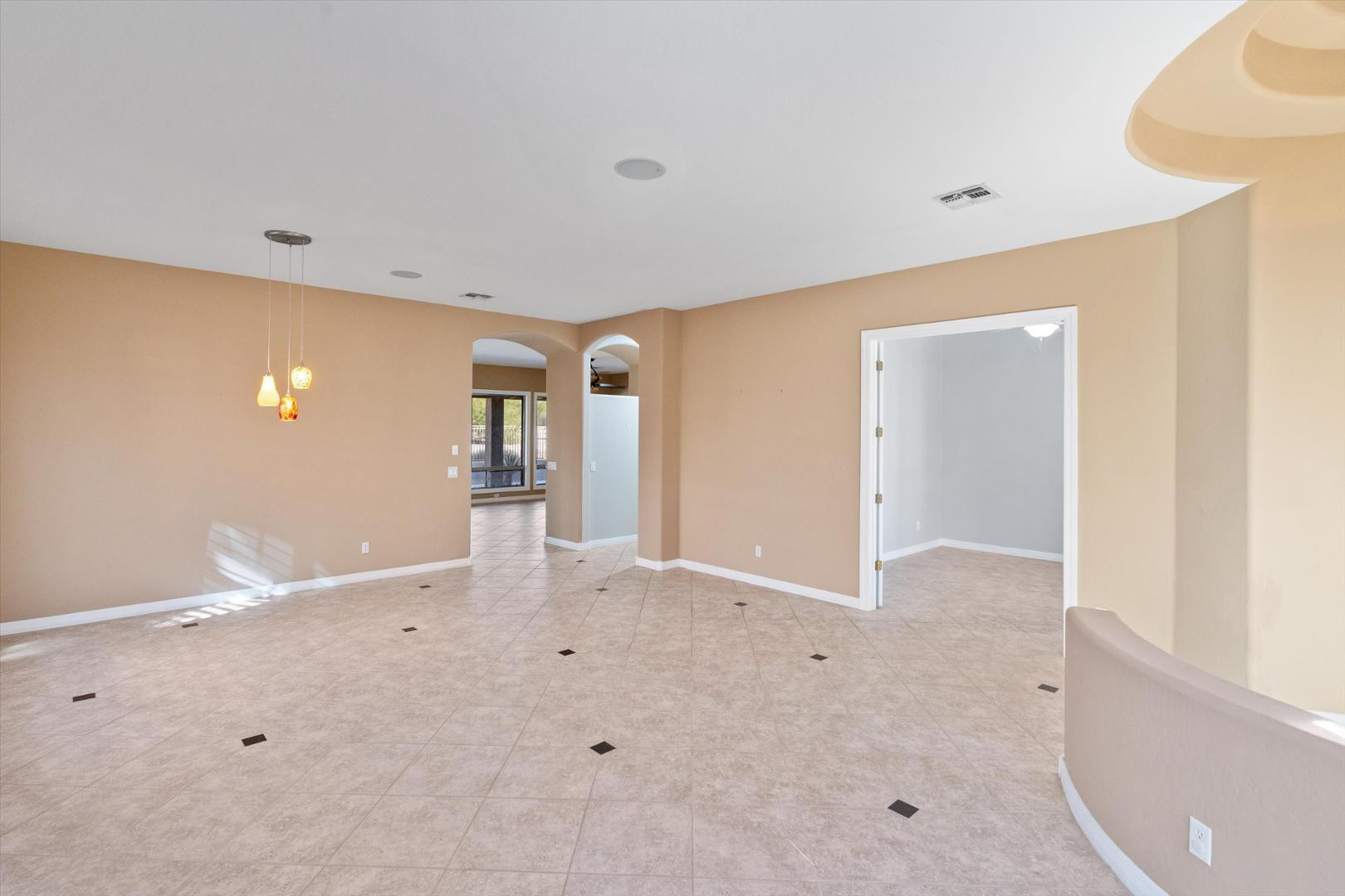 4136 E Pullman Road