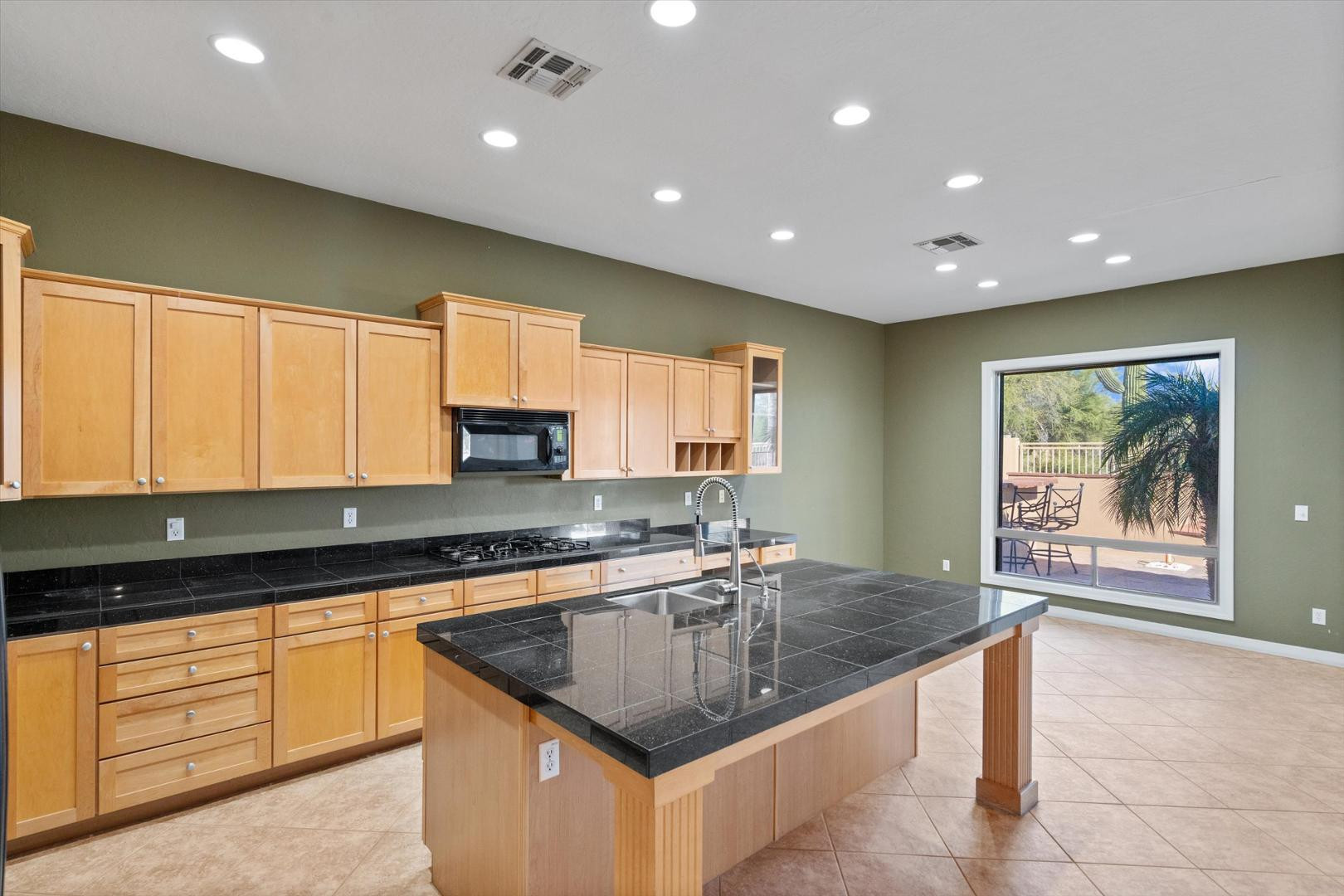 4136 E Pullman Road