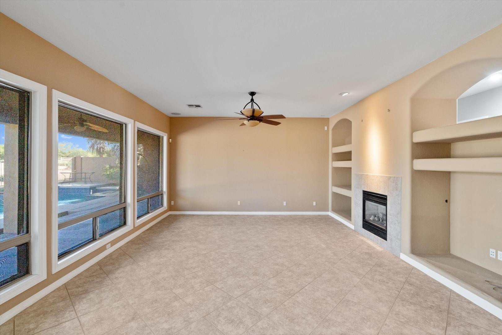 4136 E Pullman Road