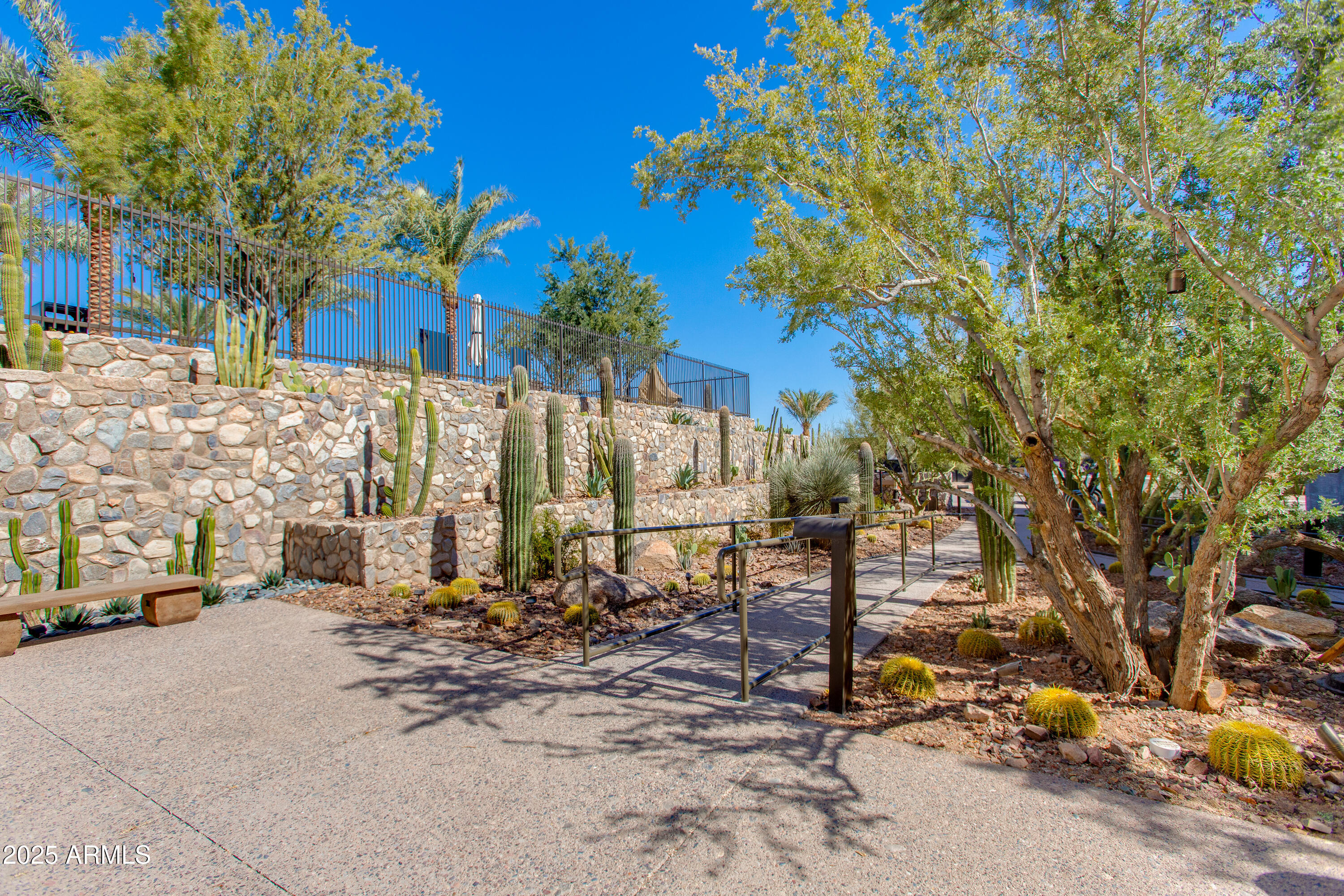 5000 N CAMELBACK RIDGE Drive 206