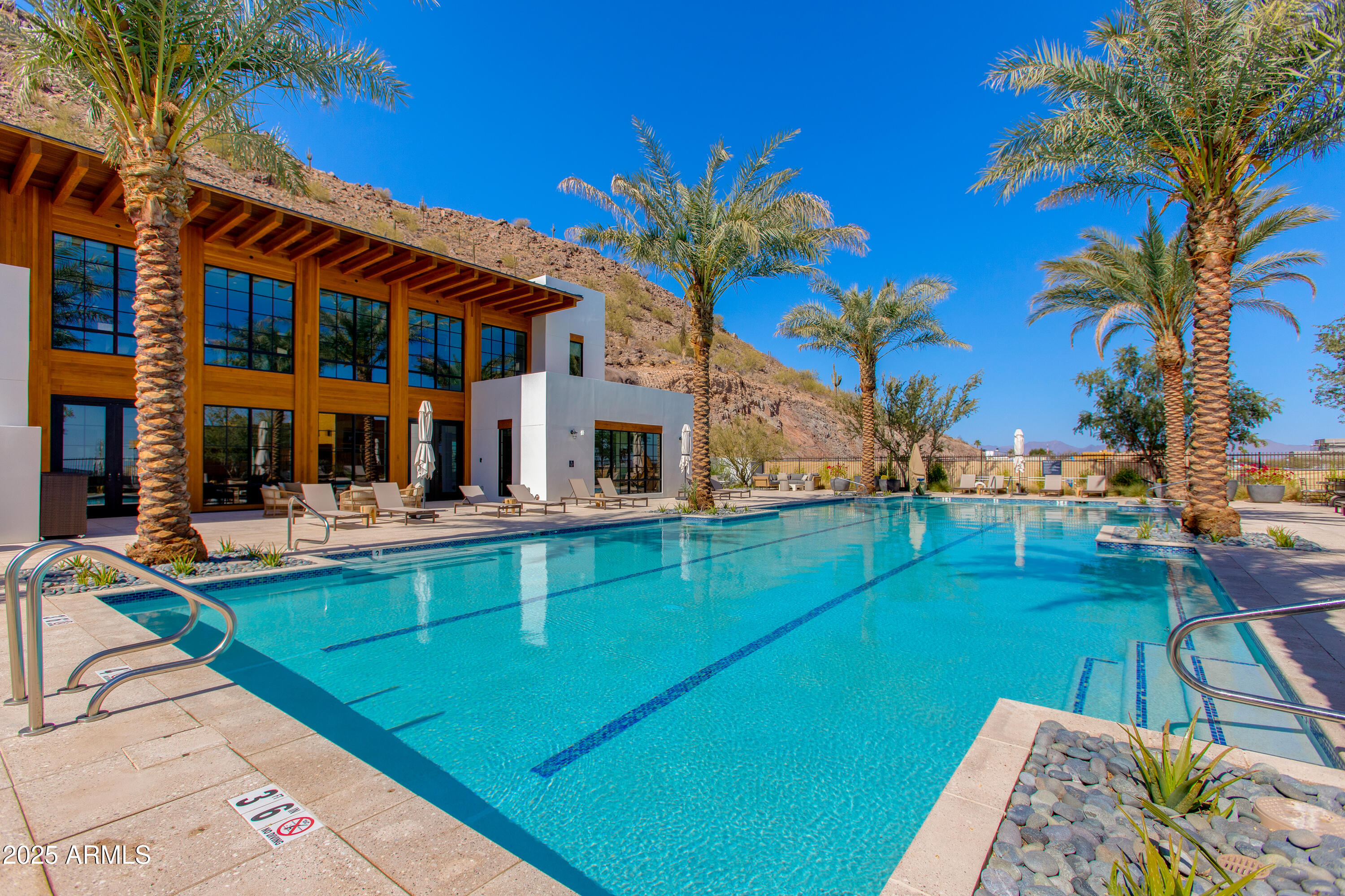 5000 N CAMELBACK RIDGE Drive 206