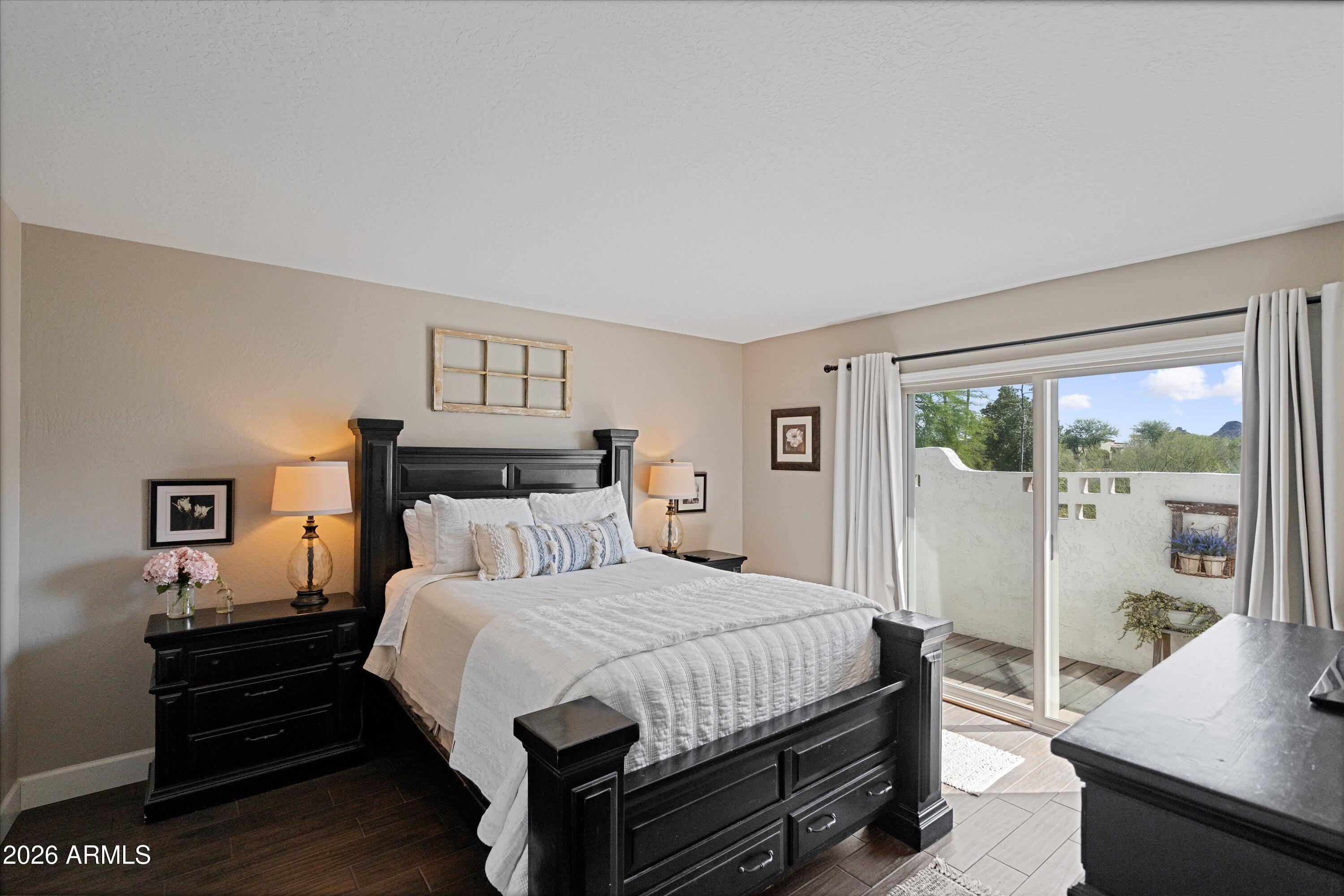 7501 E HAPPY HOLLOW Drive 5