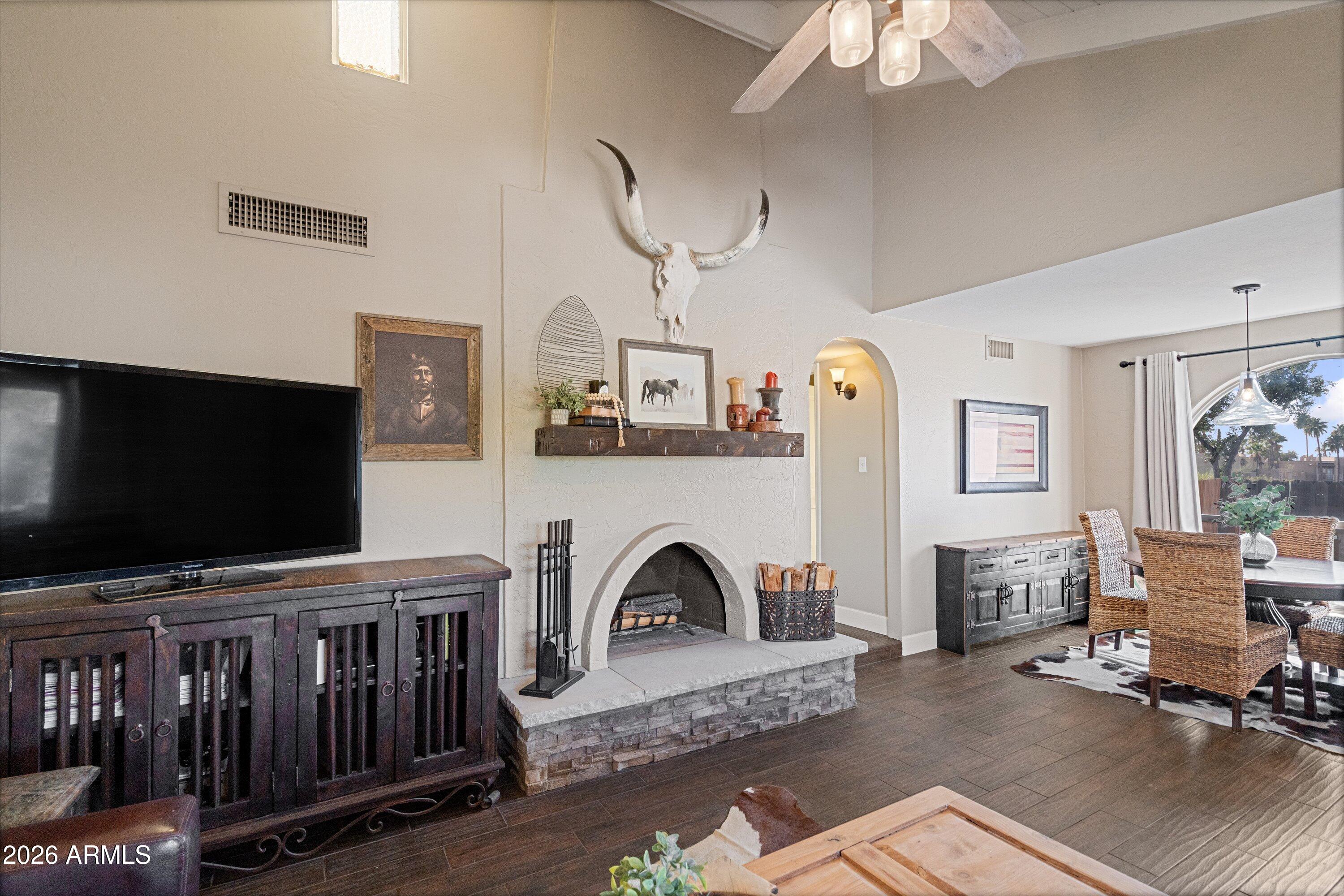 7501 E HAPPY HOLLOW Drive 5