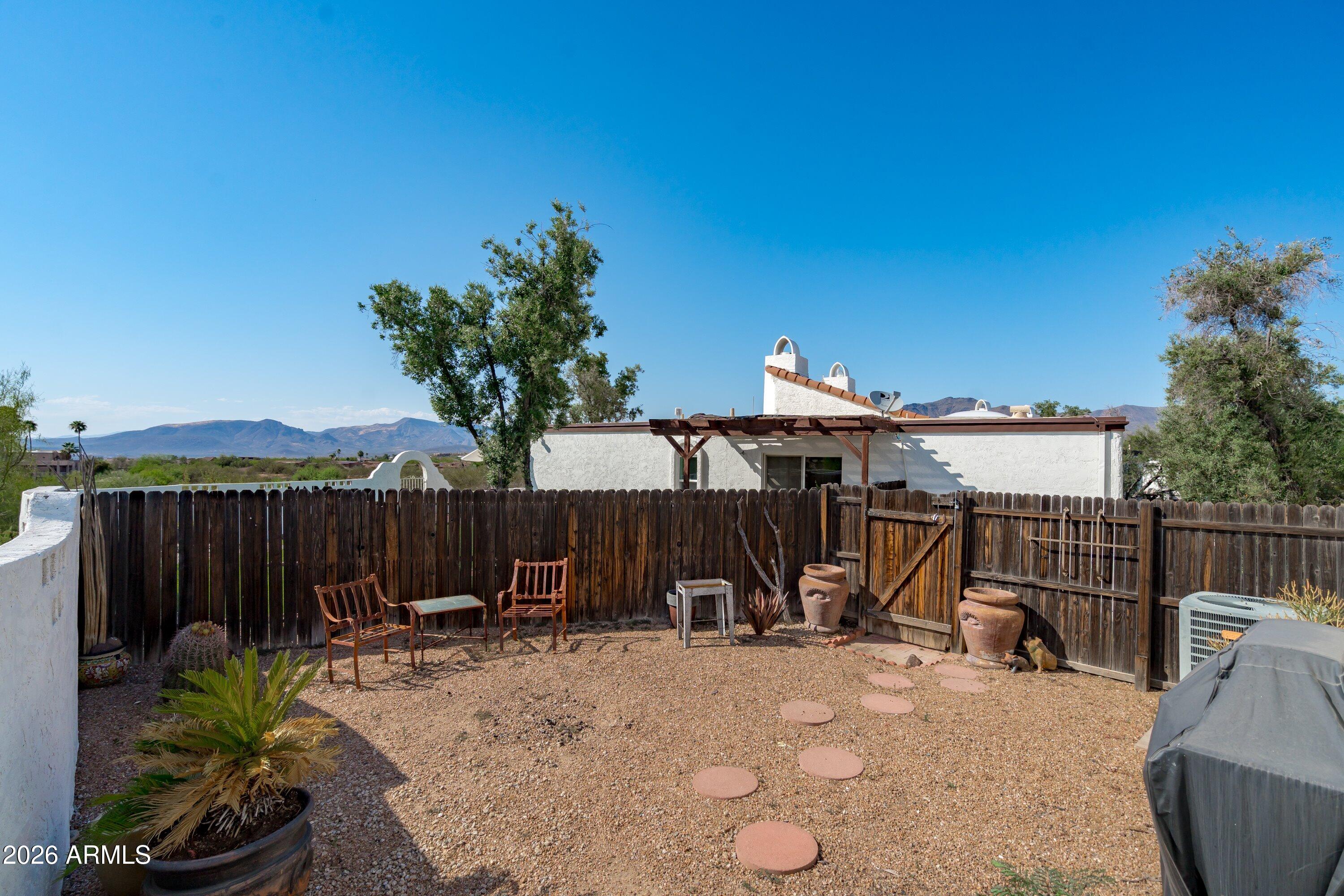 7501 E HAPPY HOLLOW Drive 5