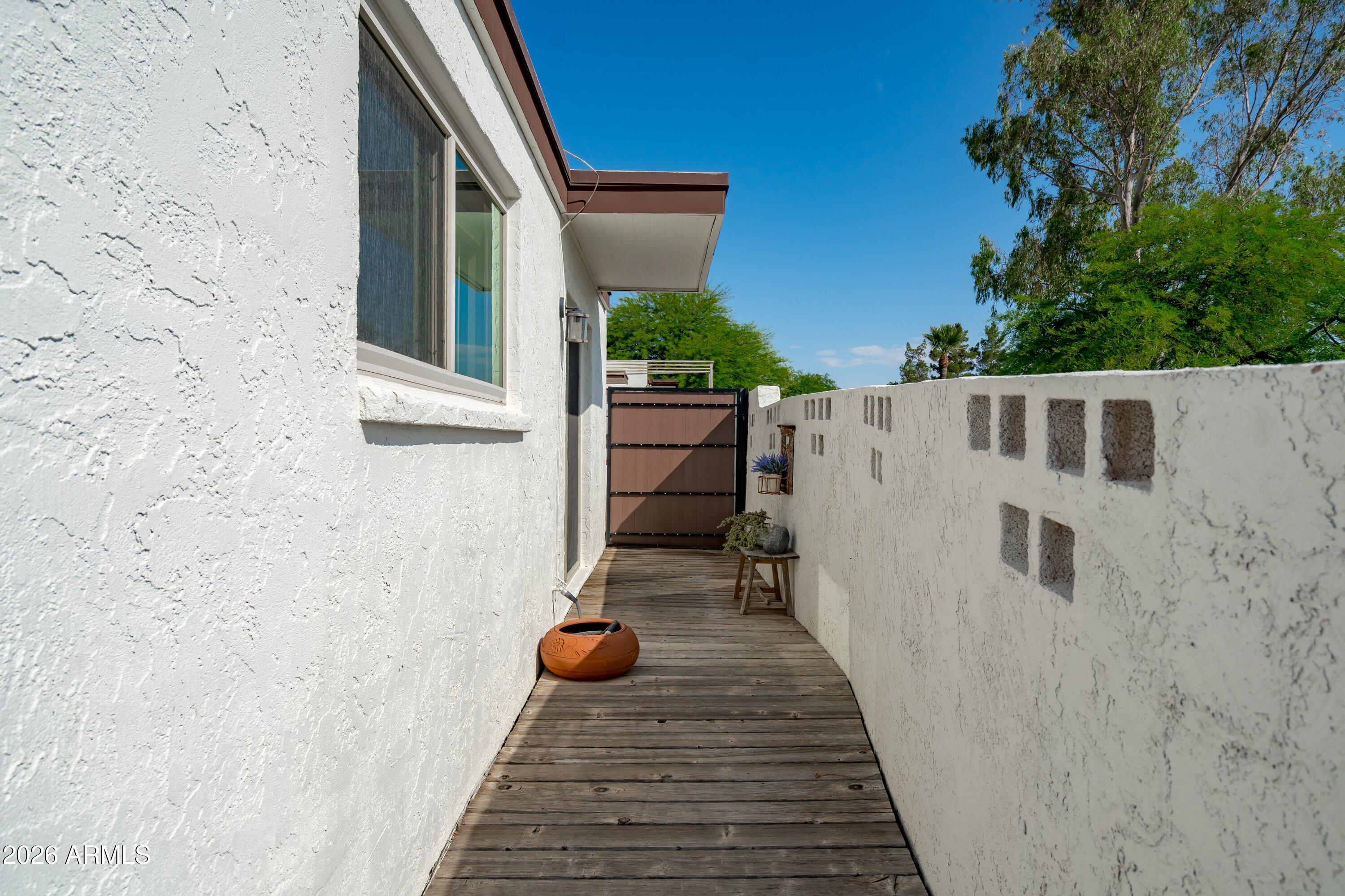 7501 E HAPPY HOLLOW Drive 5