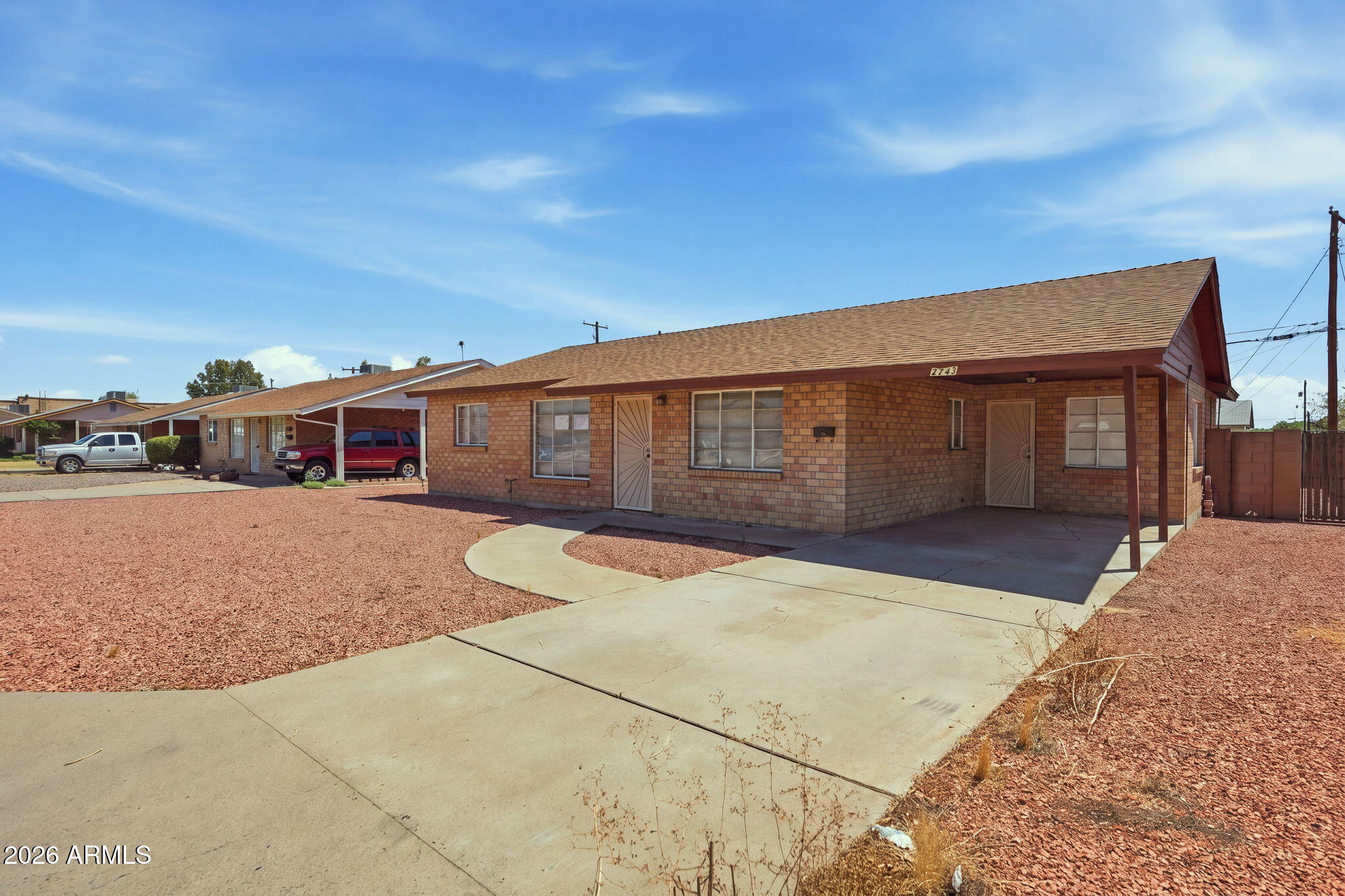 2743 W Ocotillo Road
