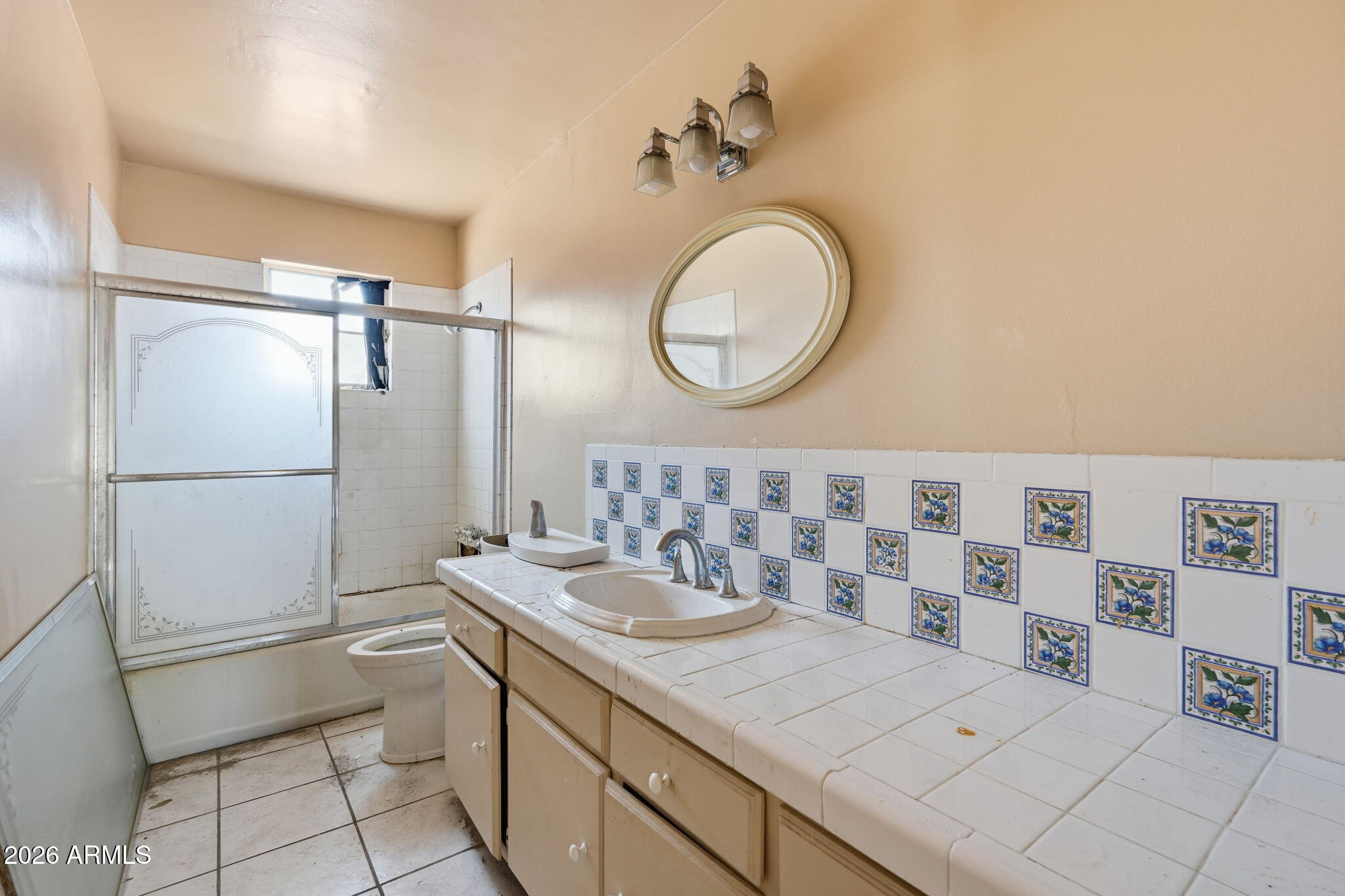 2743 W Ocotillo Road