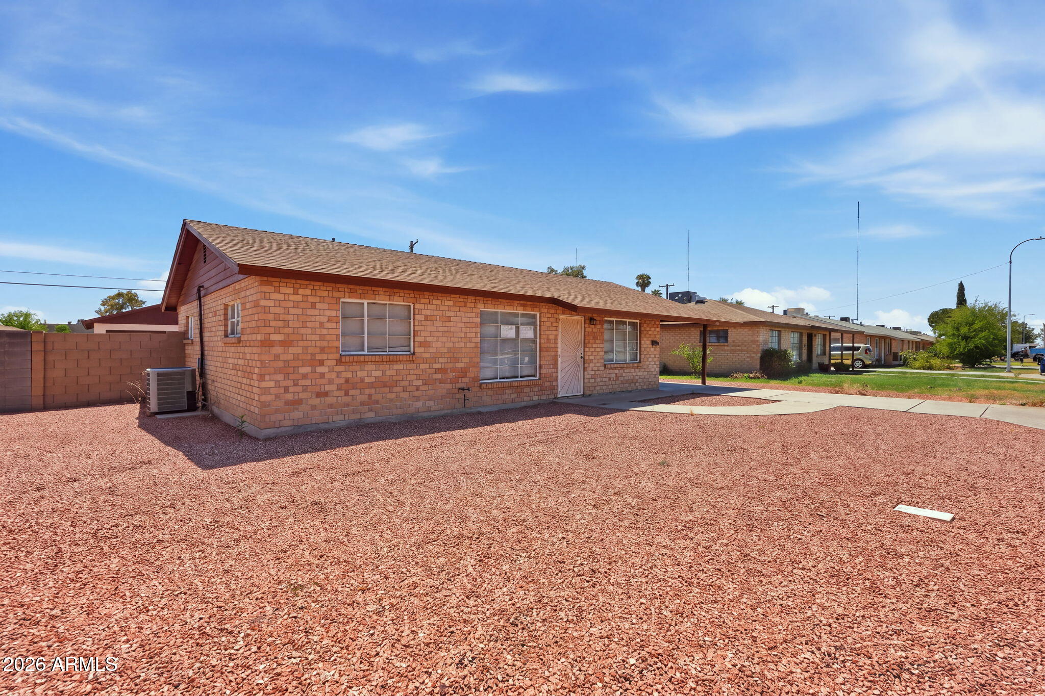 2743 W Ocotillo Road
