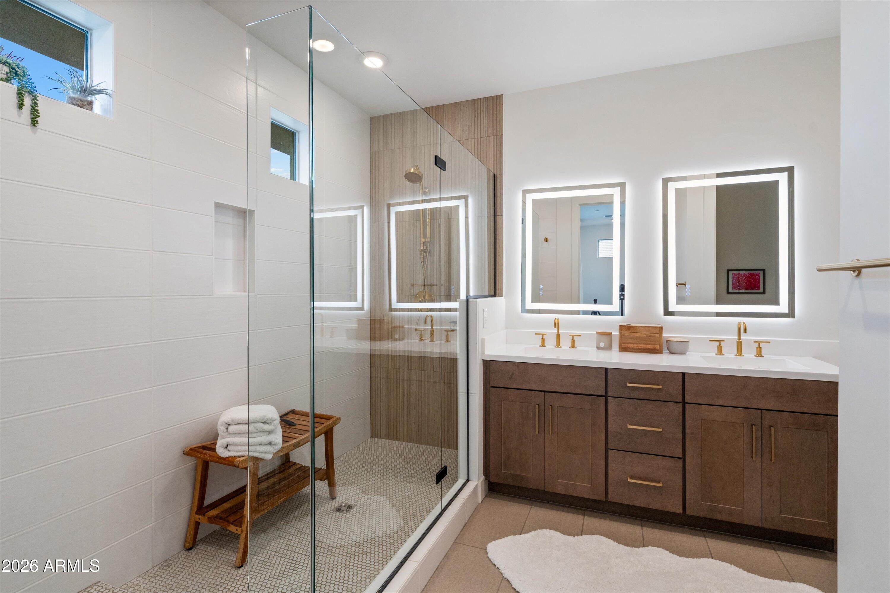 2121 W Sonoran Desert Drive 42