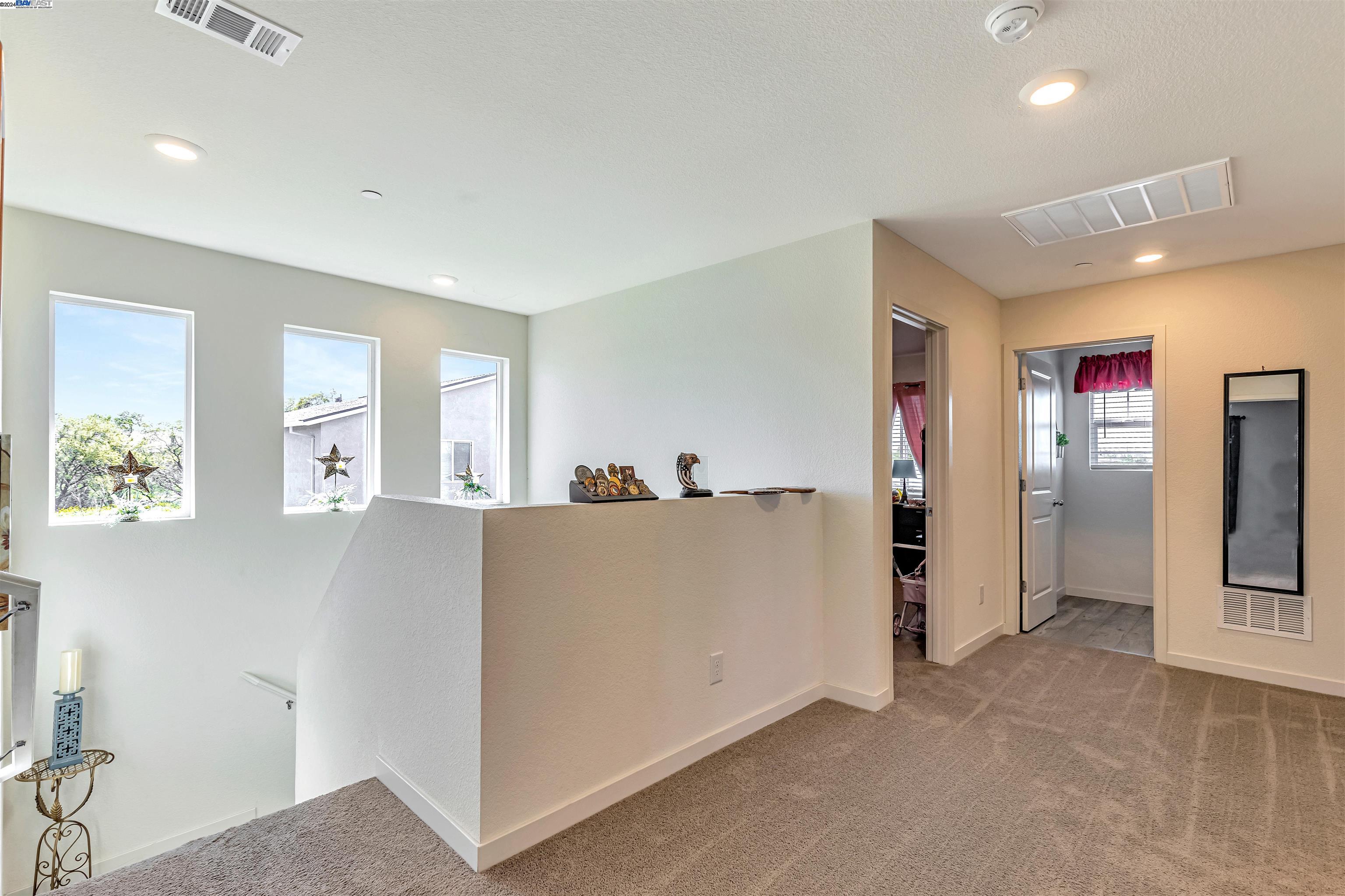 1298 S Osprey Ct