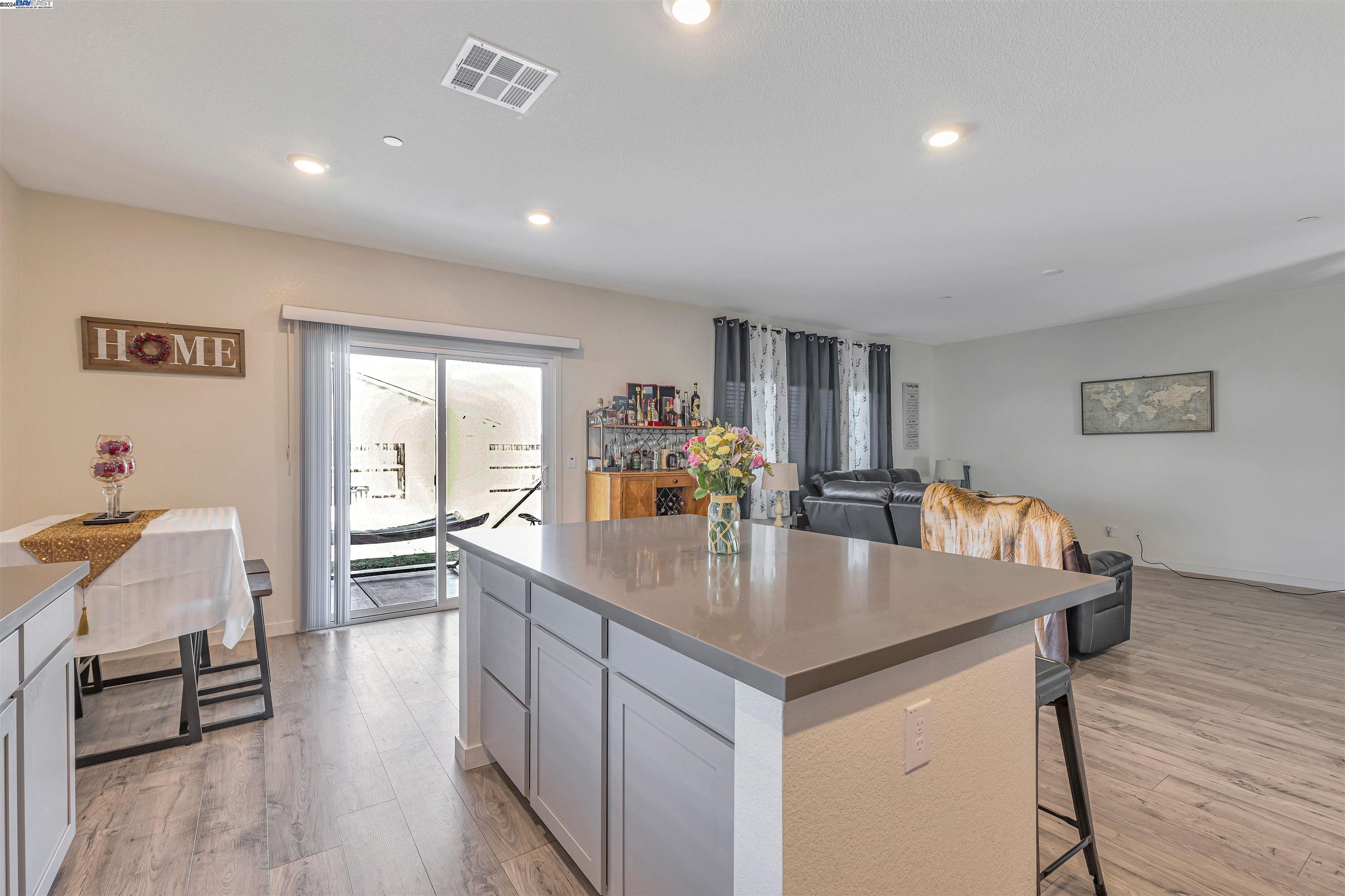 1298 S Osprey Ct