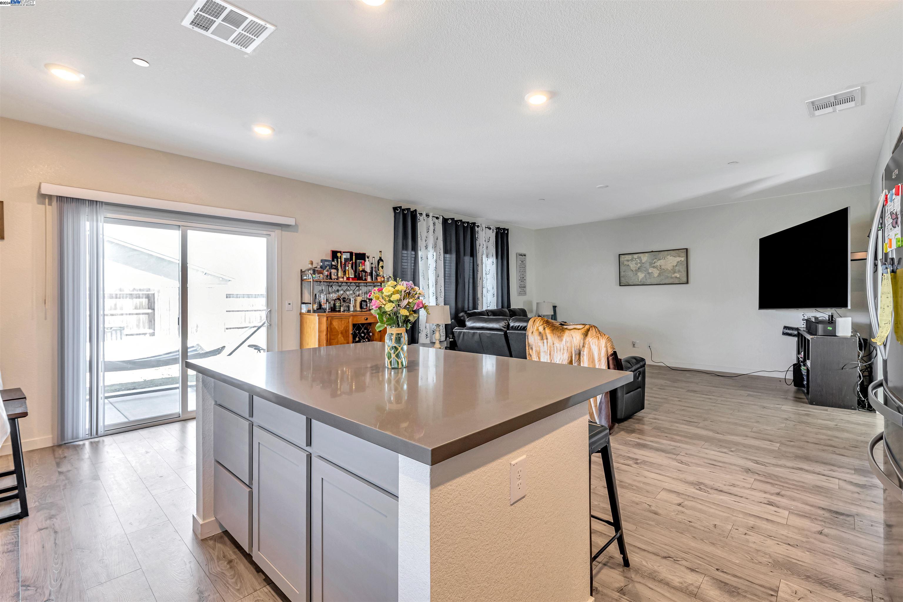 1298 S Osprey Ct