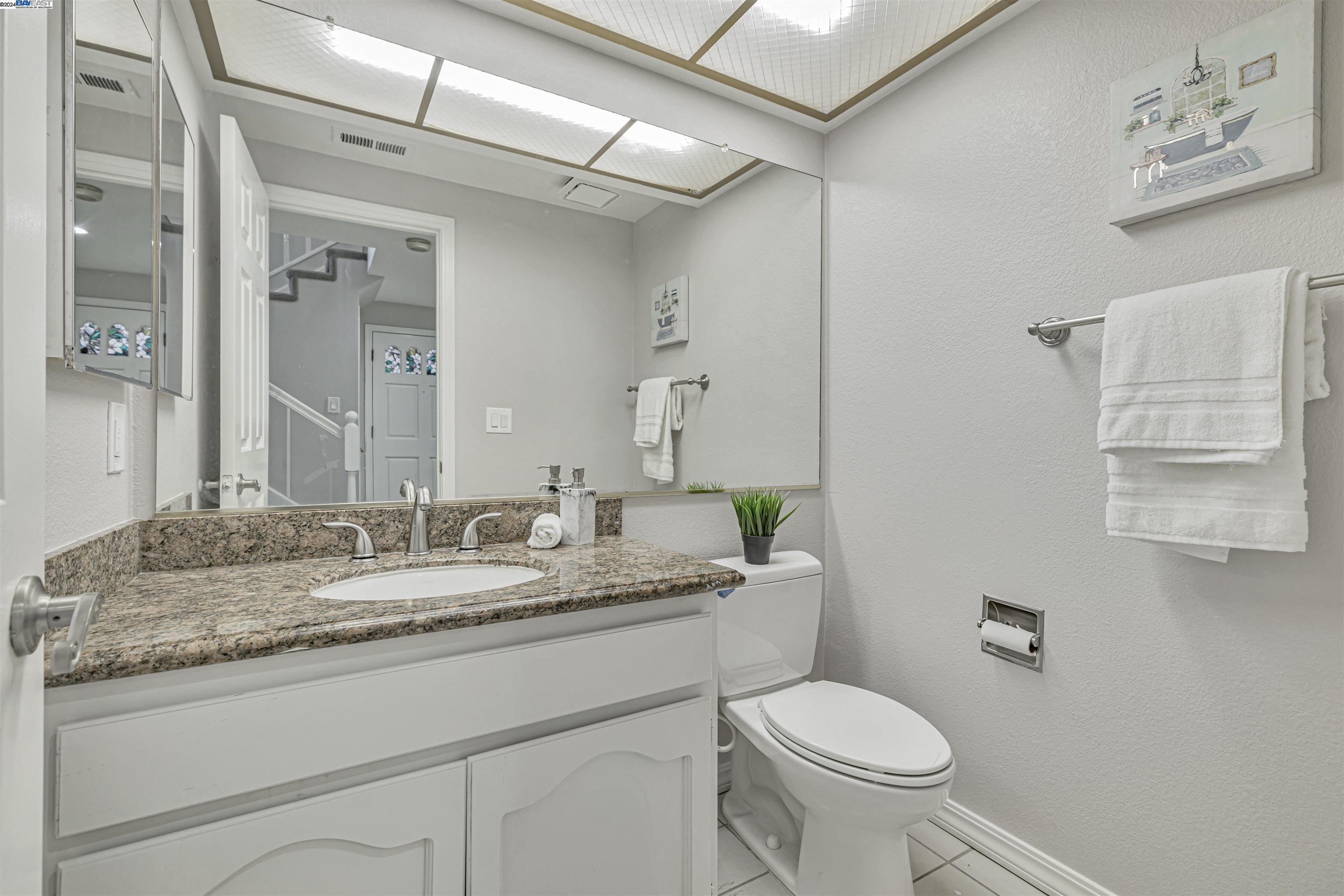 2072 Calle Mesa Alta