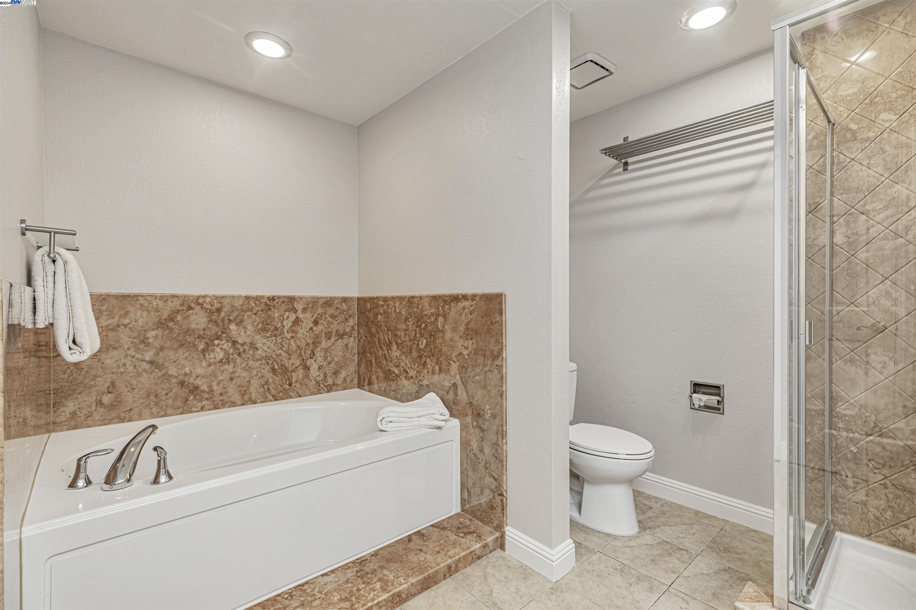 2072 Calle Mesa Alta