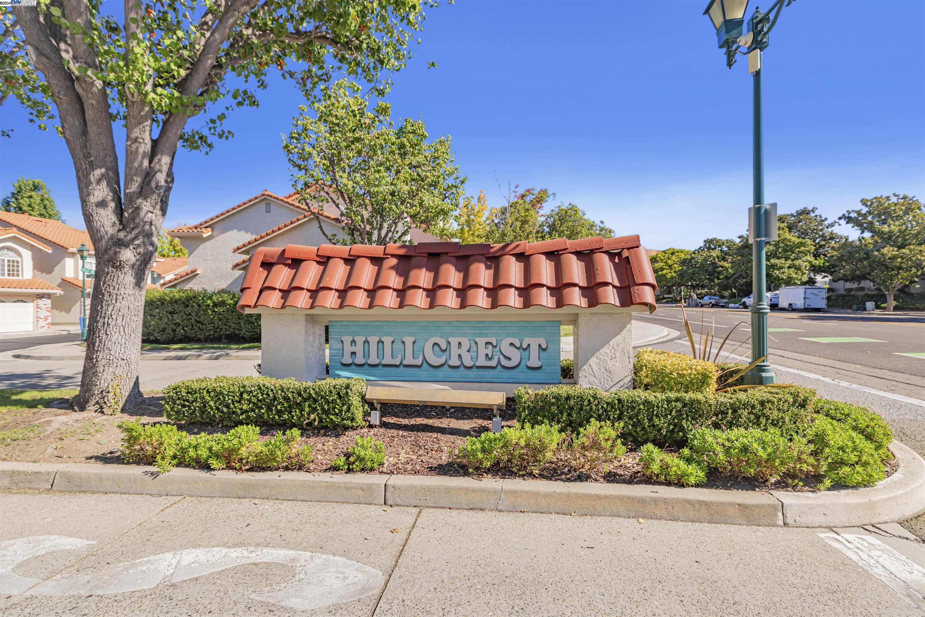 2072 Calle Mesa Alta