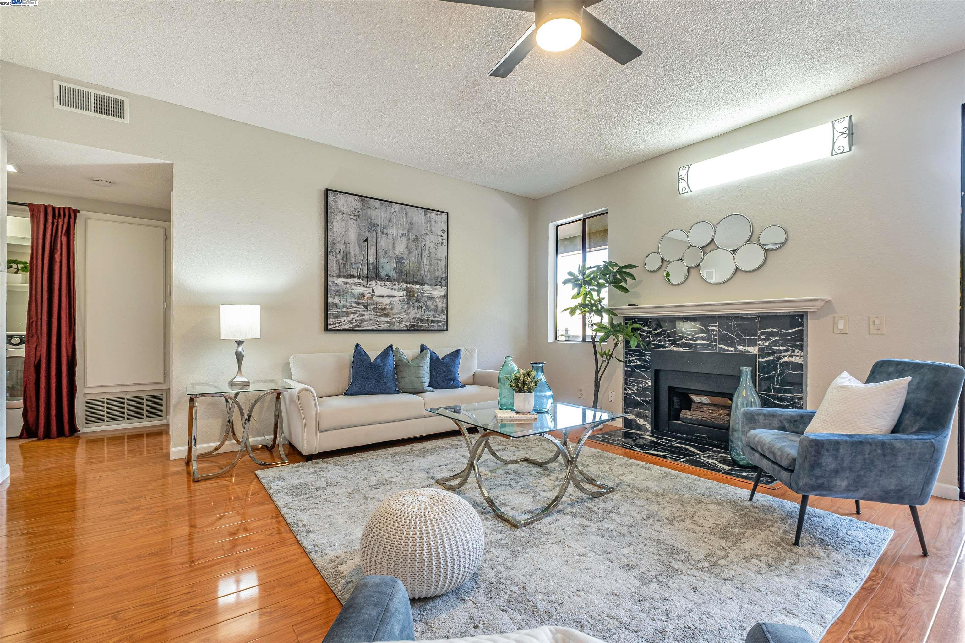 3402 Pinewood Ter # 211