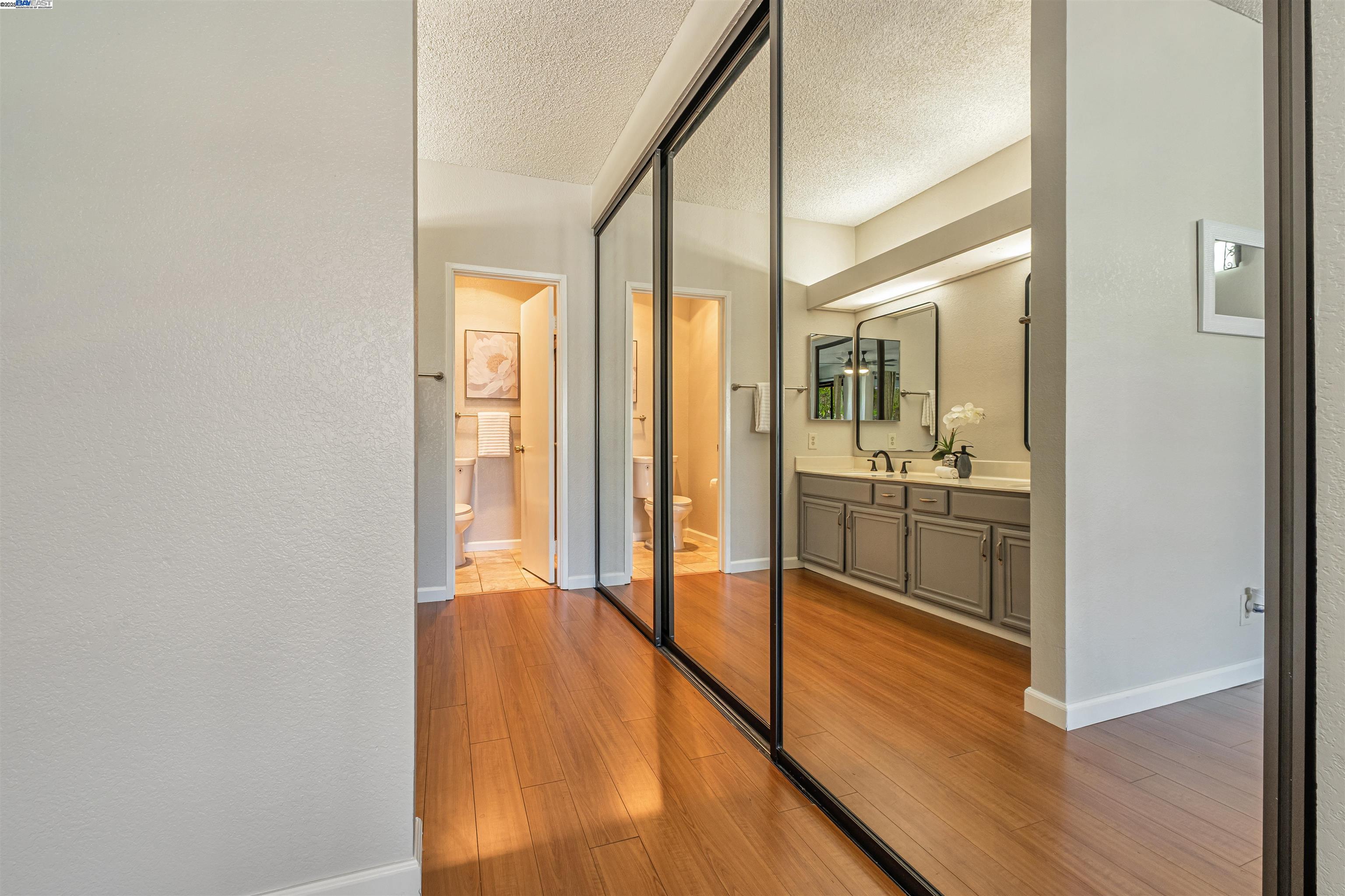 3402 Pinewood Ter # 211