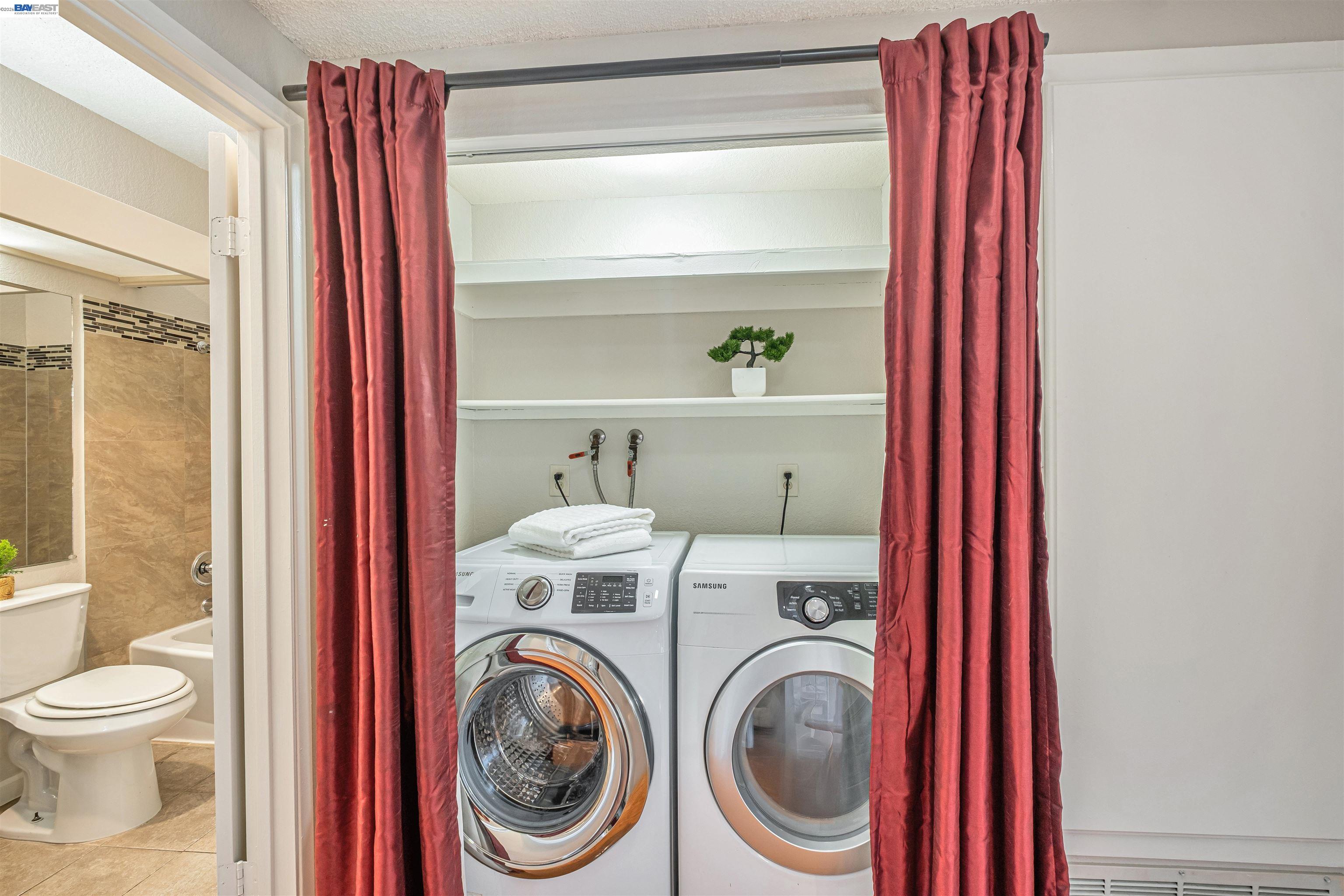 3402 Pinewood Ter # 211