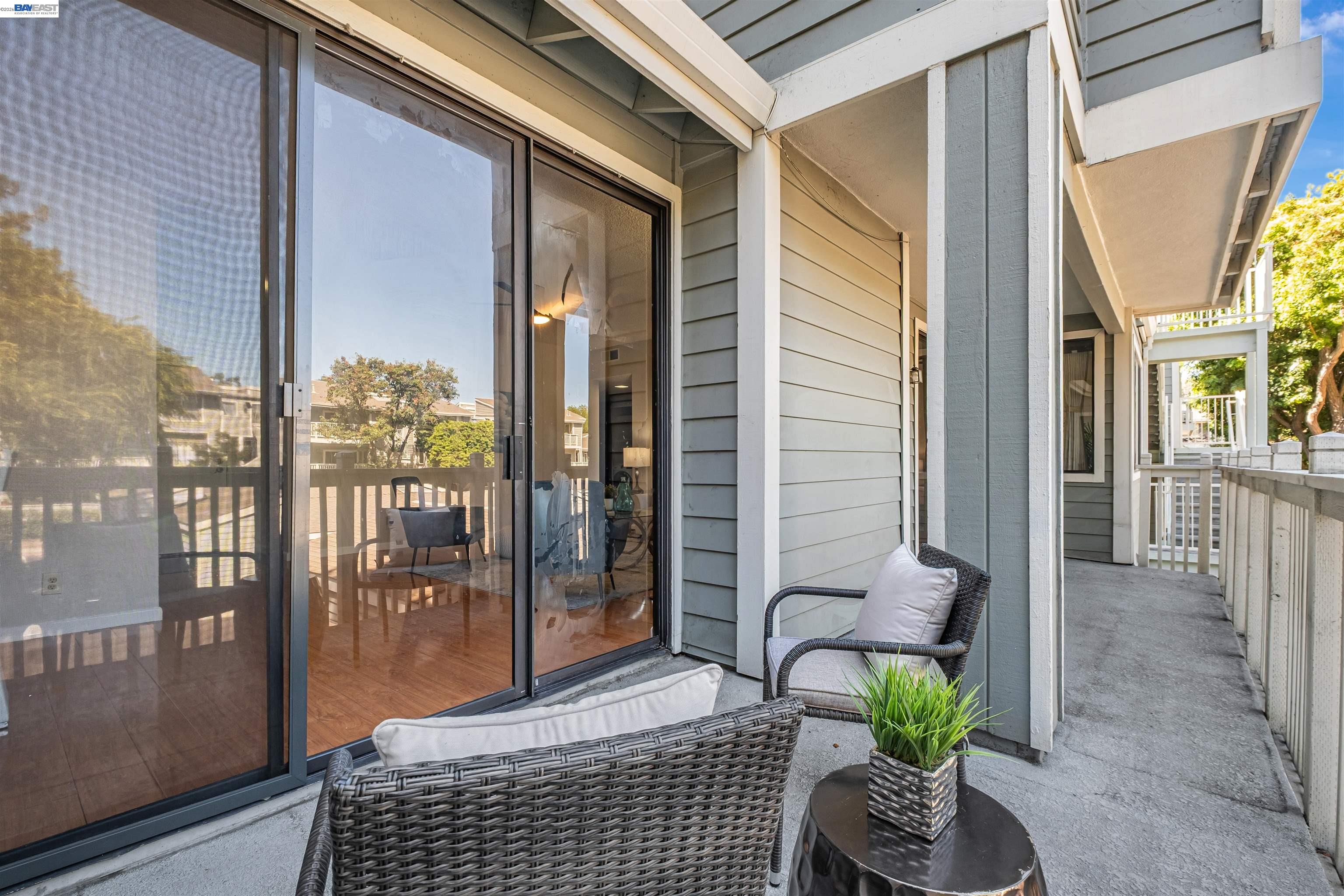 3402 Pinewood Ter # 211