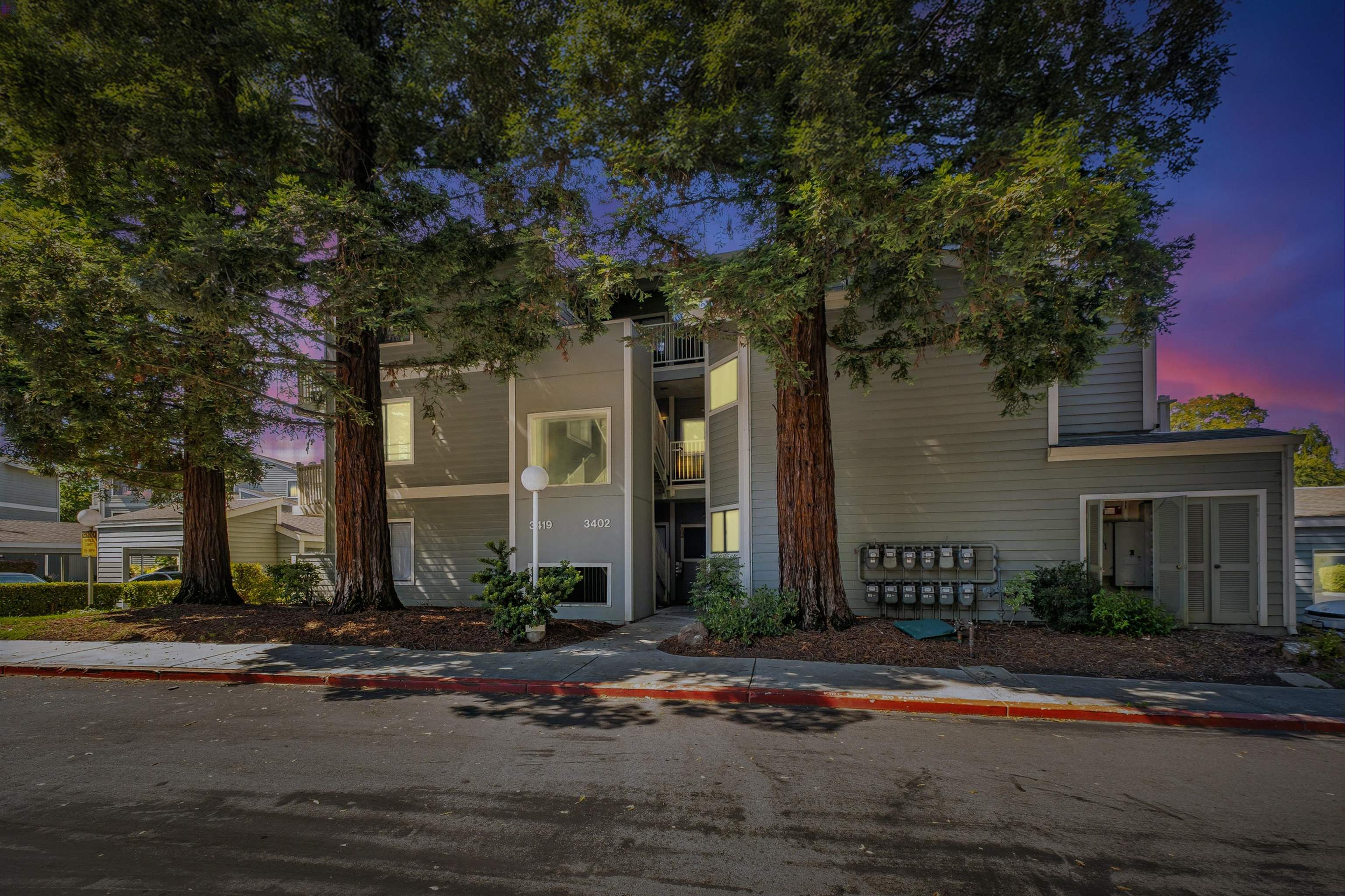 3402 Pinewood Ter # 211