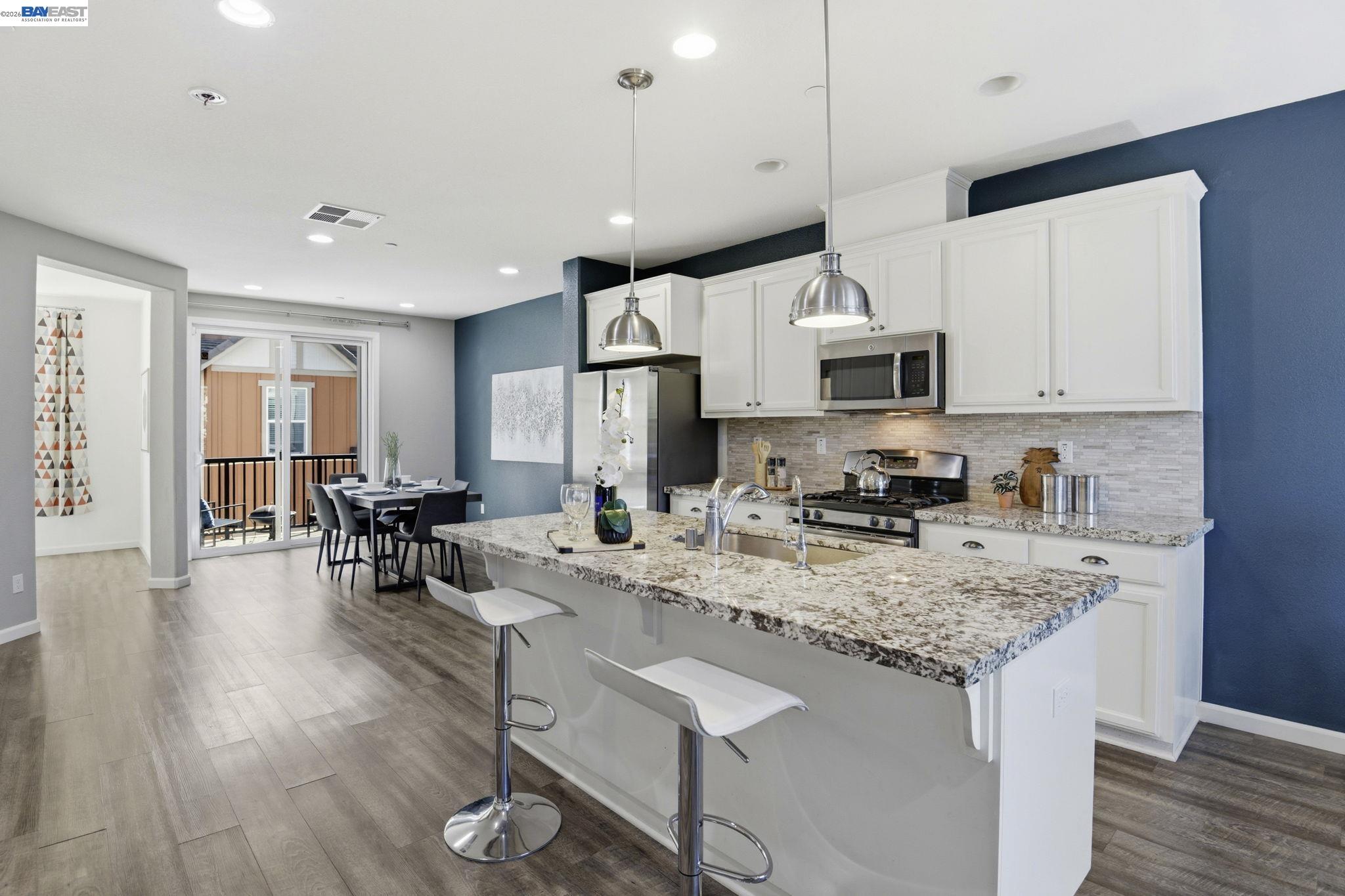 2332 Carbondale Way